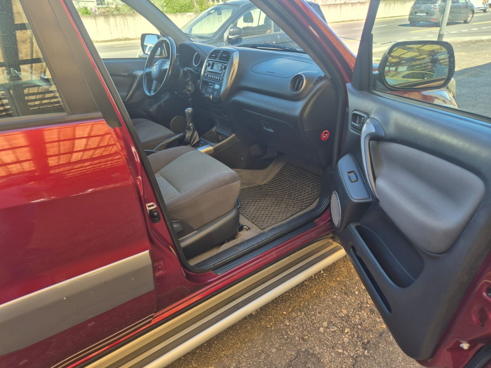 TOYOTA RAV-4 2.0 16V Linea Sol-image-8