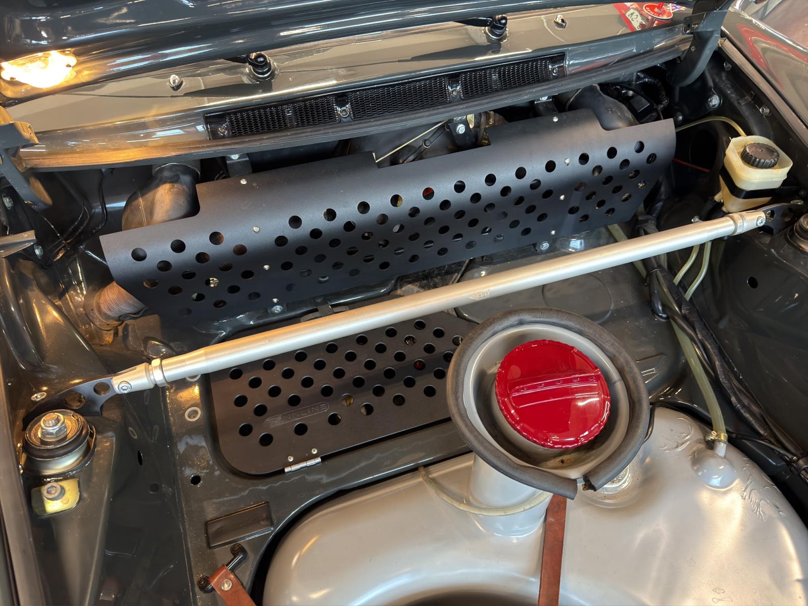 PORSCHE T-image-15