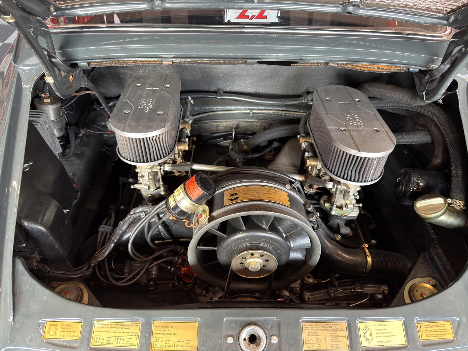 PORSCHE T-image-13