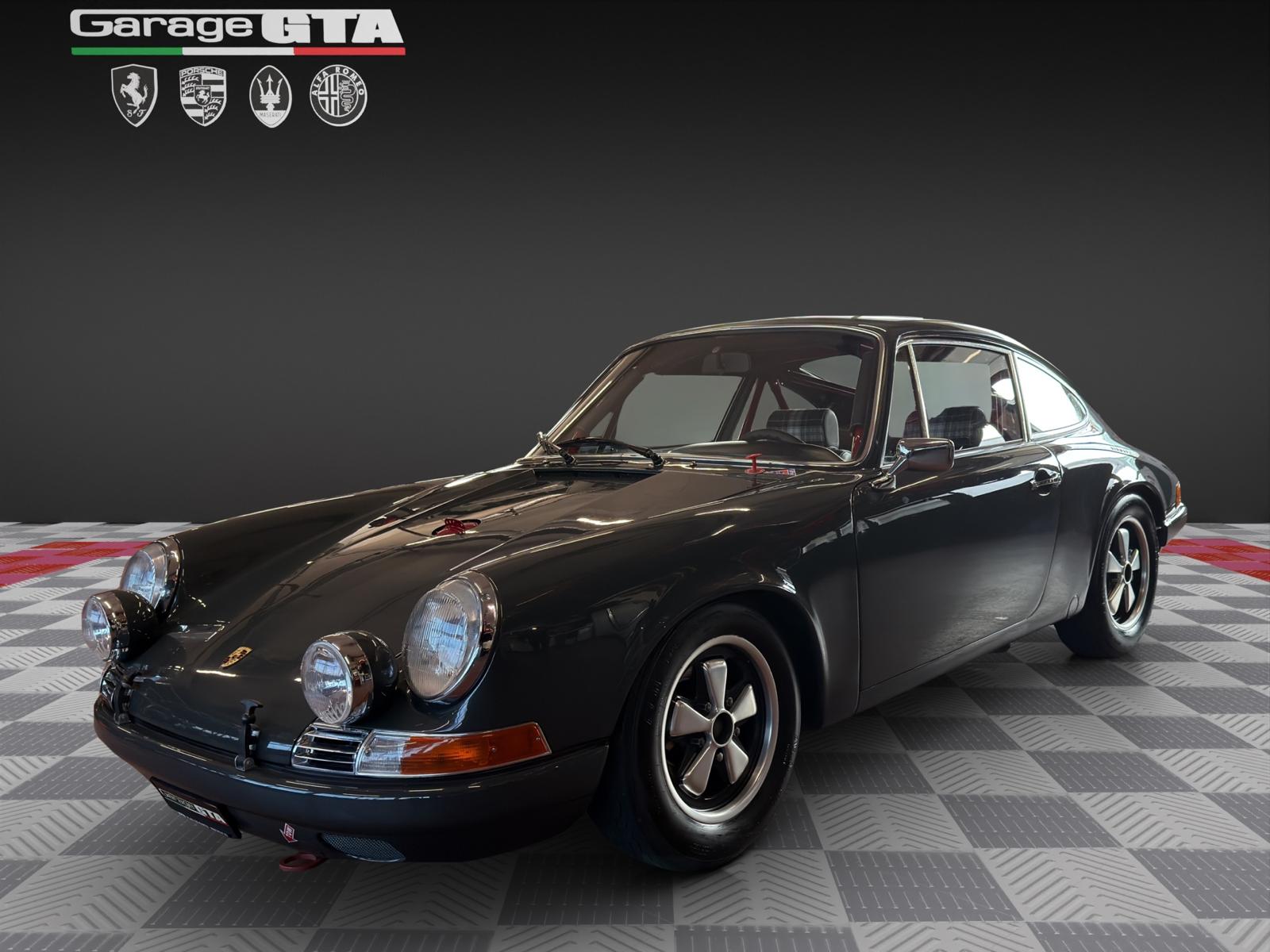 PORSCHE T