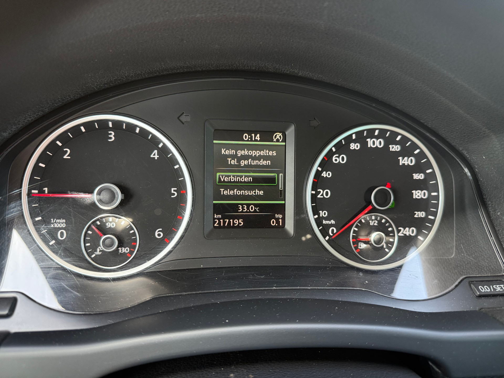 VW Tiguan 2.0 TDI BlueMotion Sport 4Motion DSG-image-10