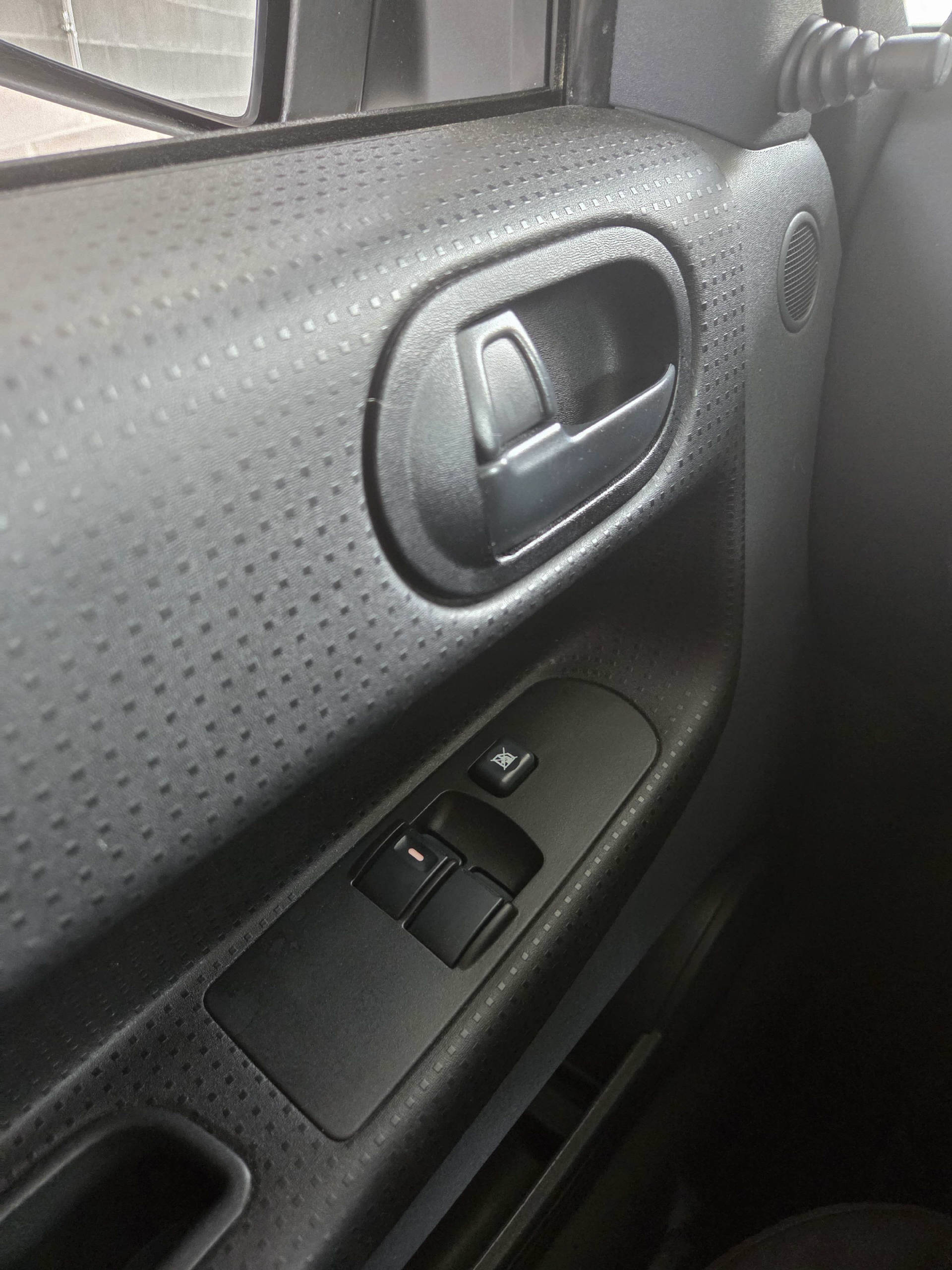 MITSUBISHI Colt 1.1 12V Super Jubilé-image-10