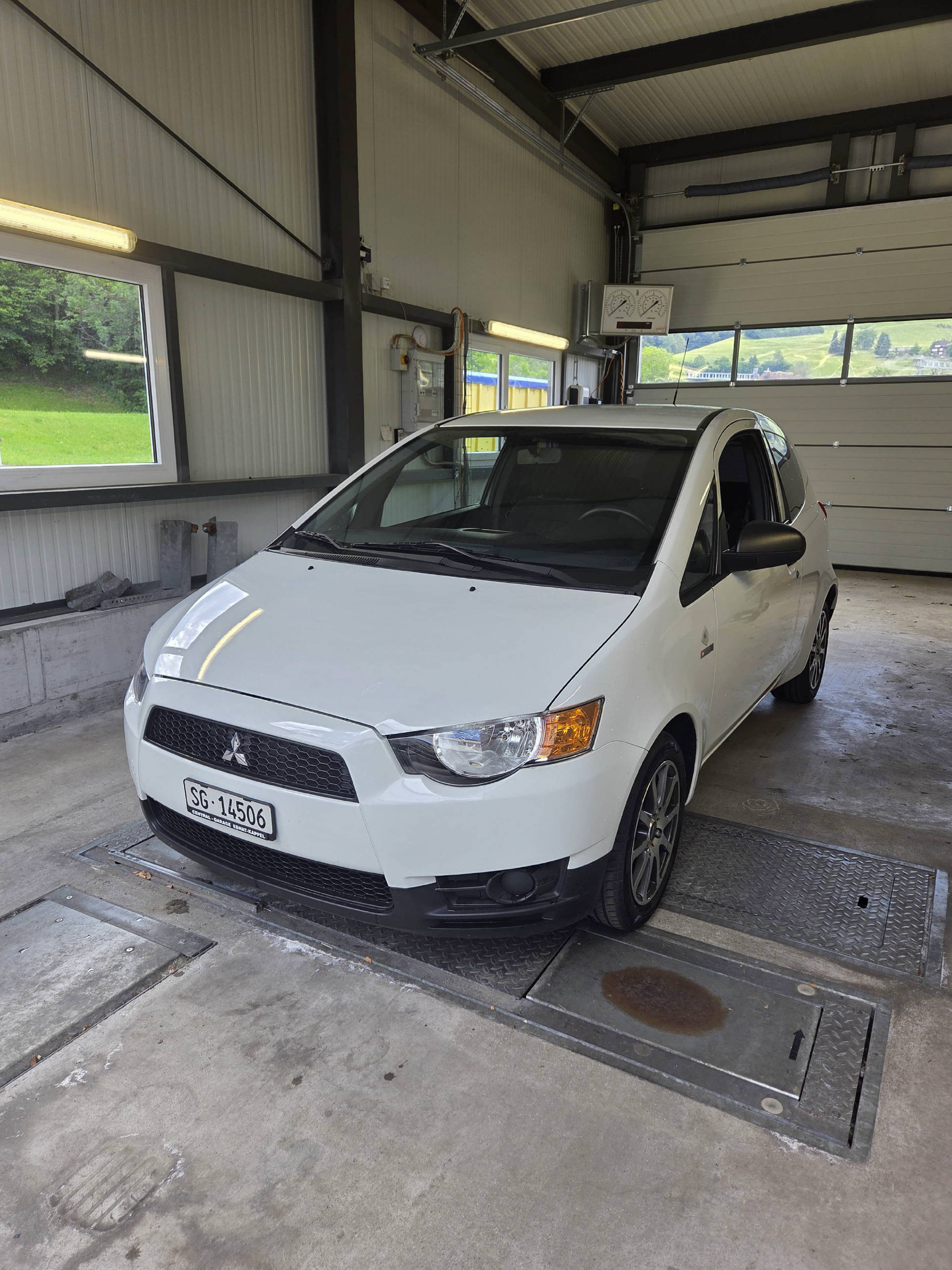 MITSUBISHI Colt 1.1 12V Super Jubilé