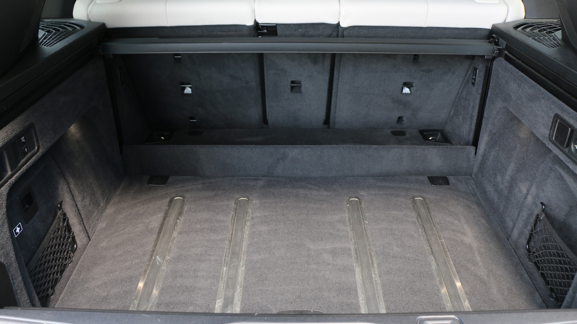 BMW X5 xDrive M50i-image-34