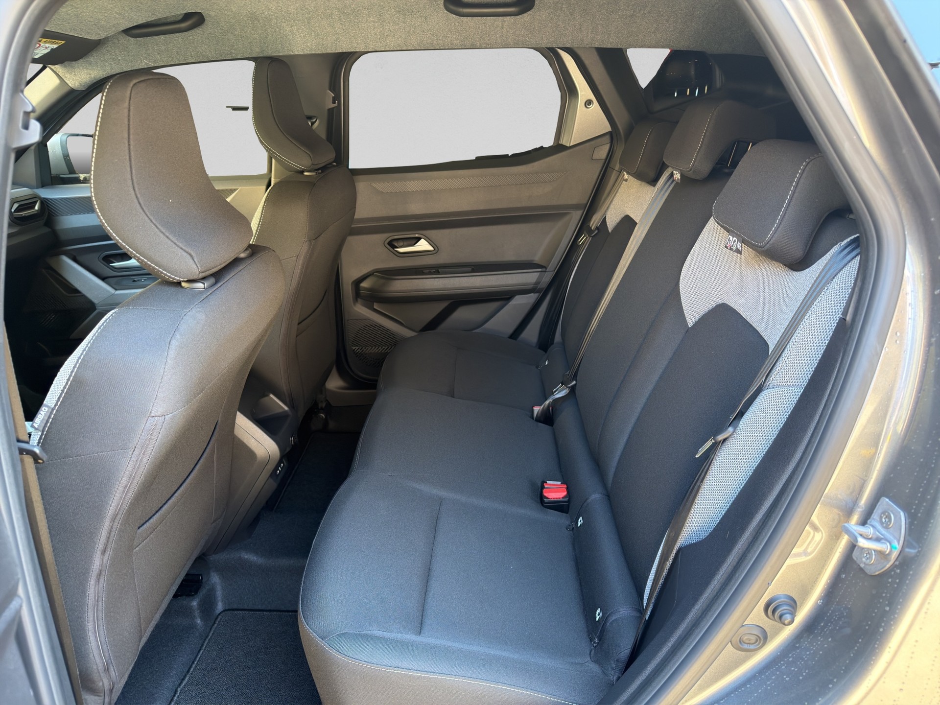 DACIA Duster TCe 150 48V Journey 4x4-image-8