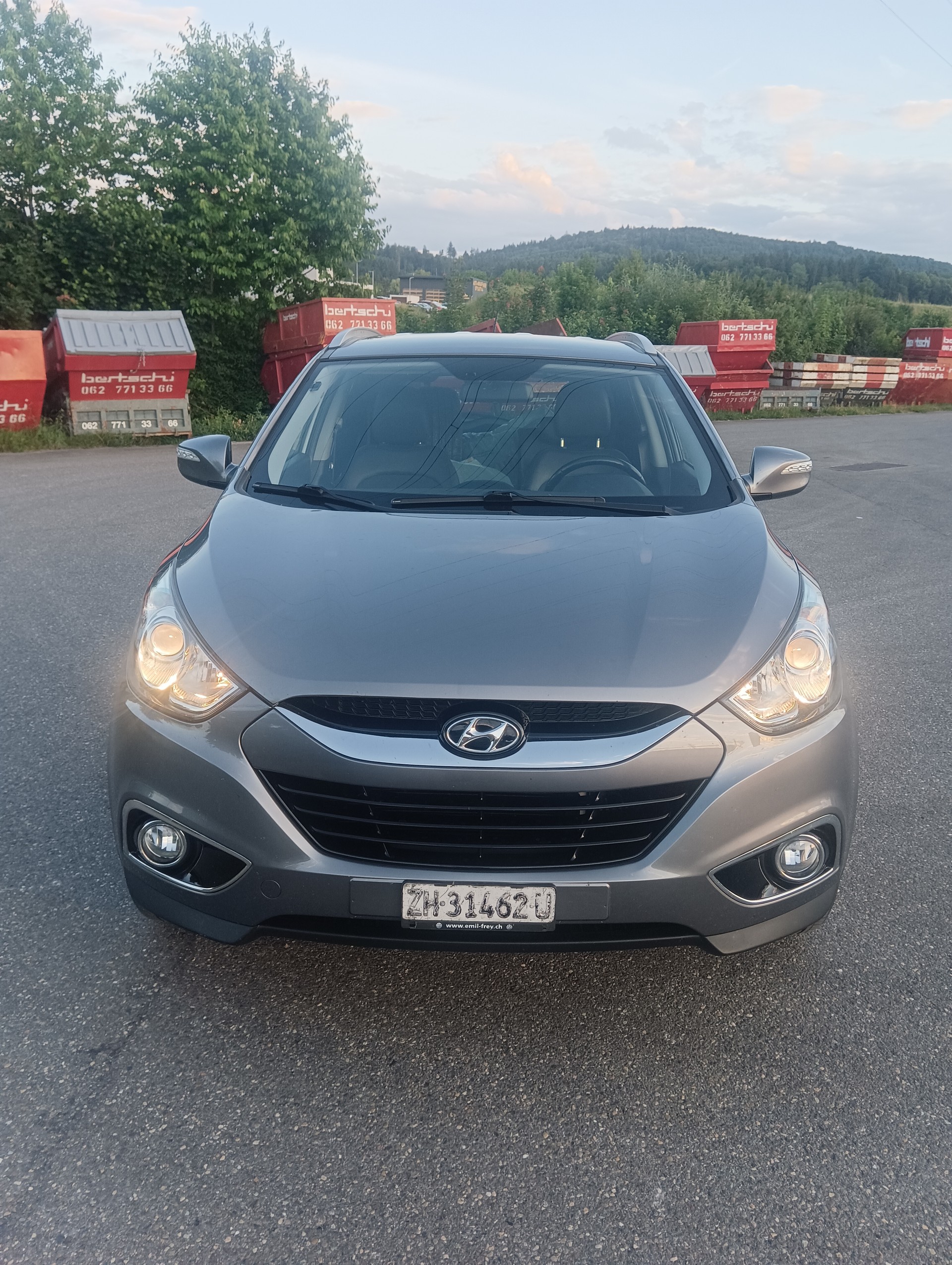 HYUNDAI iX 35 2.0 CRDi Premium 4WD Automatic-image-0