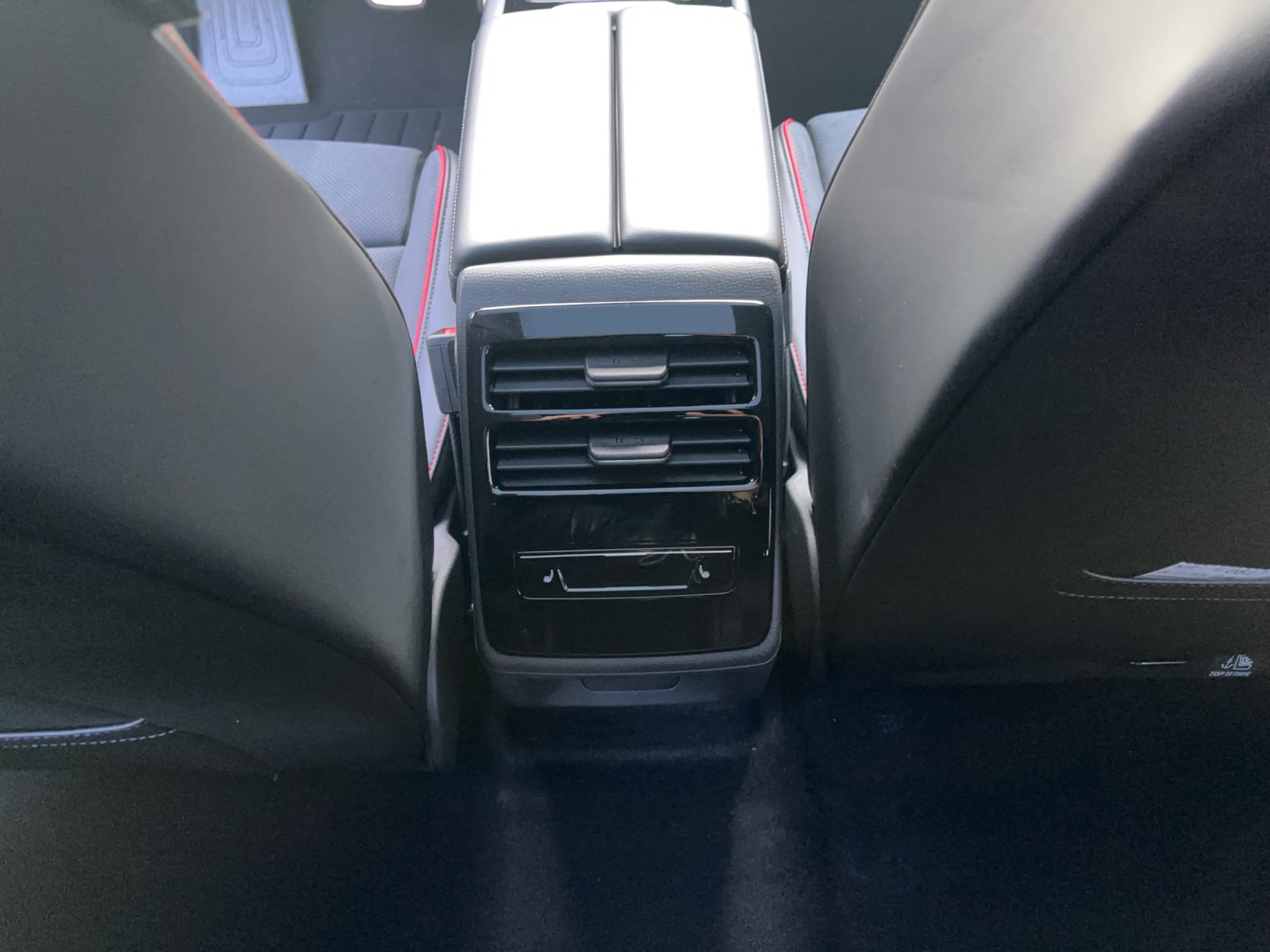 VW ID.7 GTX 86kWh GTX 4 Motion-image-11