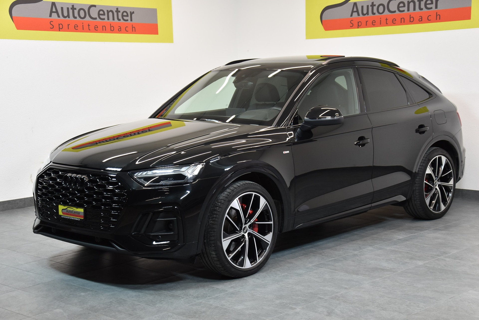 AUDI Q5 Sportback 50 TFSI e PHEV Black Edition quattro S-tronic-image-1