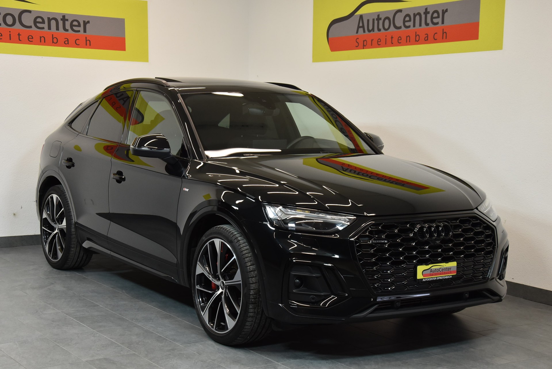 AUDI Q5 Sportback 50 TFSI e PHEV Black Edition quattro S-tronic-image-0