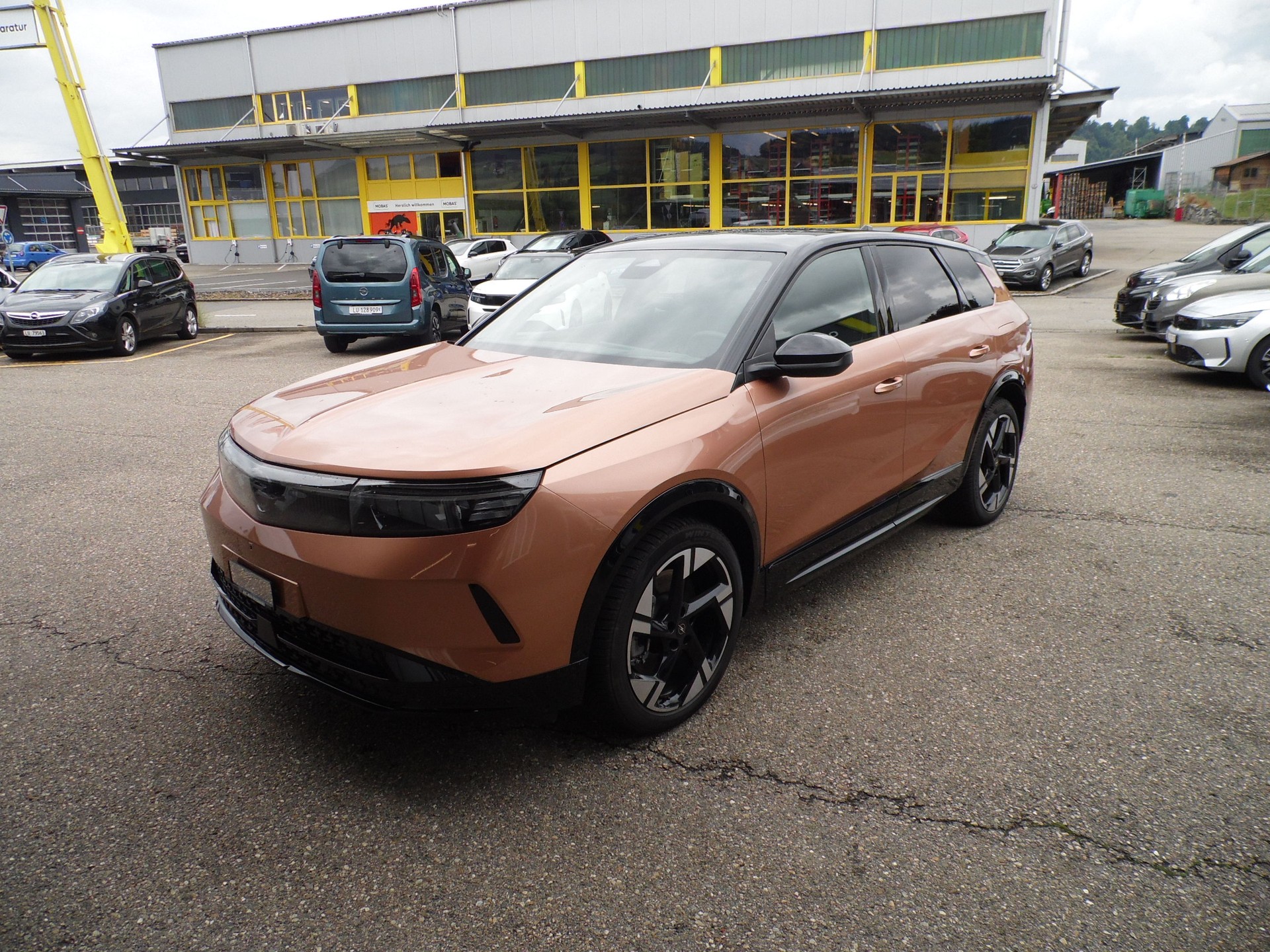 OPEL Grandland Elektro 73kWh GS-image-1