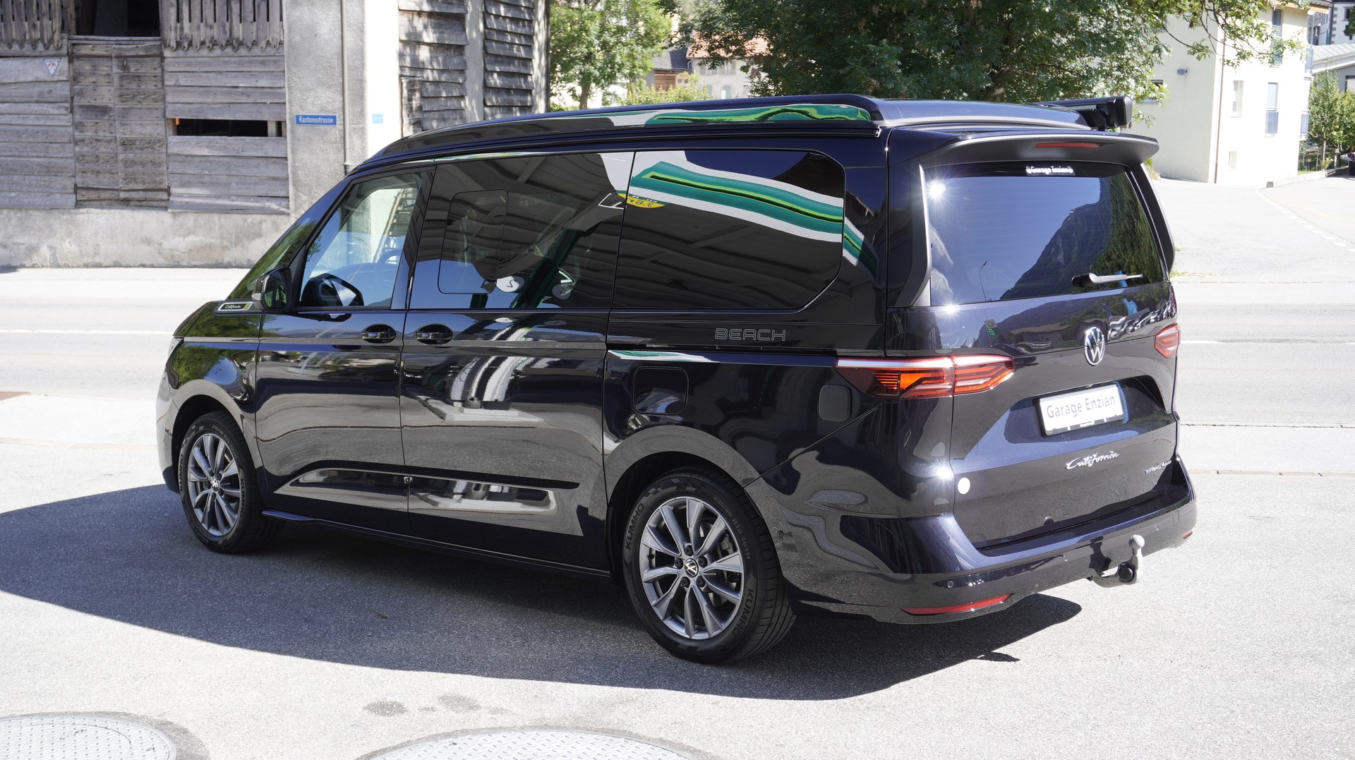 VW California eHybrid Beach Camper 4Motion-image-5