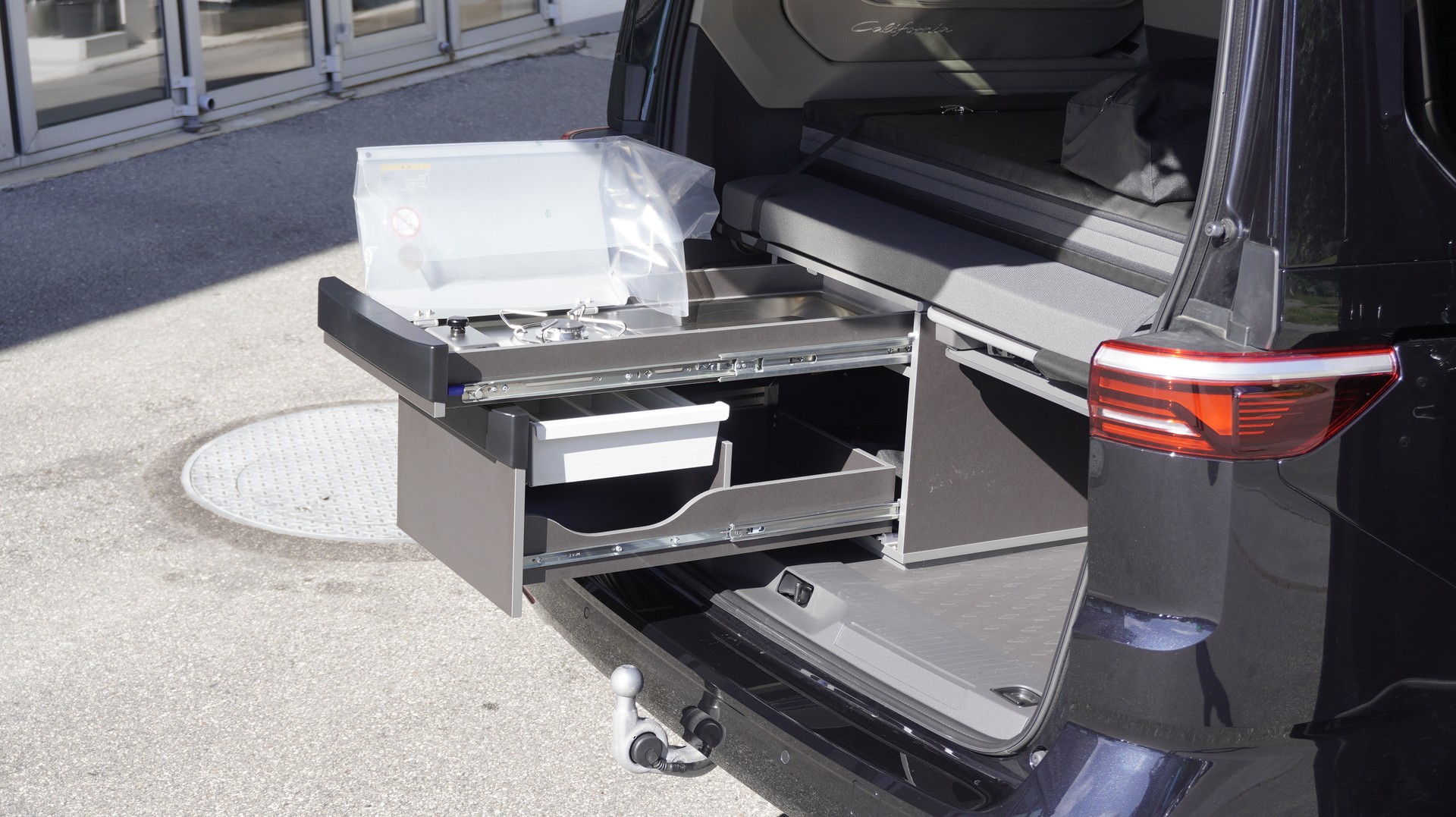 VW California eHybrid Beach Camper 4Motion-image-19
