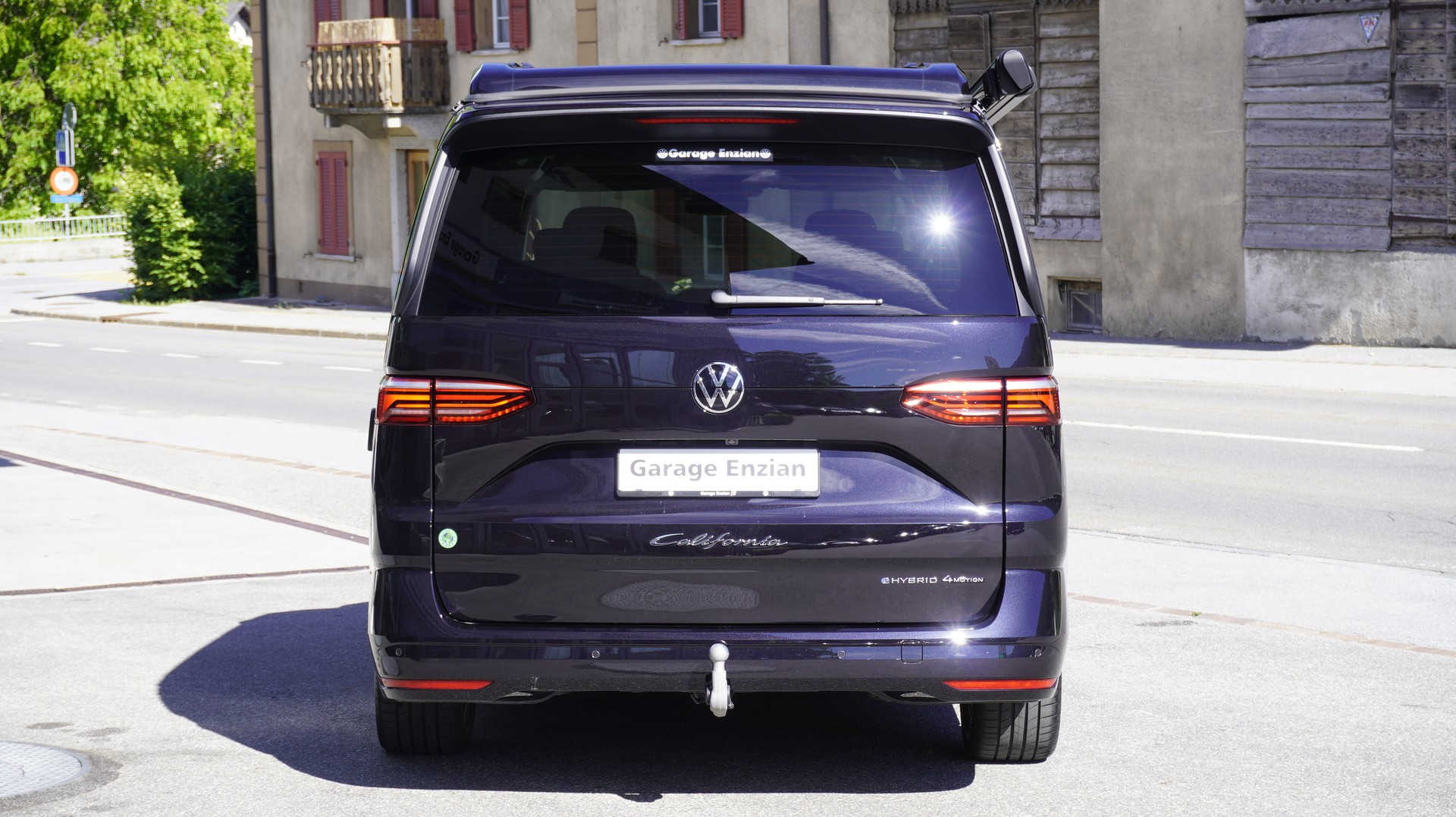 VW California eHybrid Beach Camper 4Motion-image-4