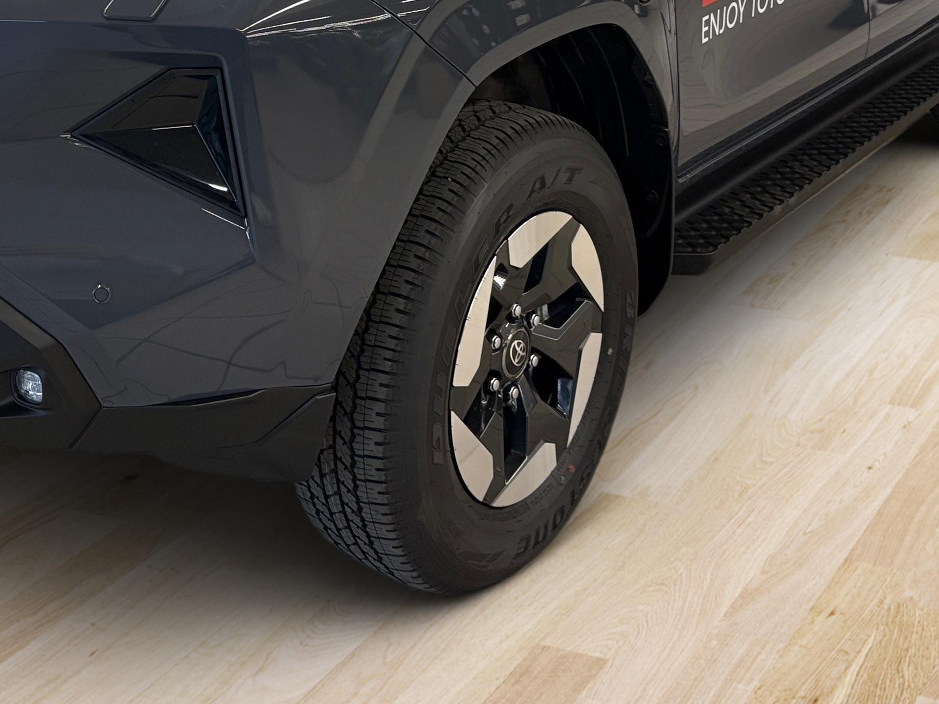 TOYOTA Hilux BEV 59.2 kWh Style Double Cab AWD-image-9