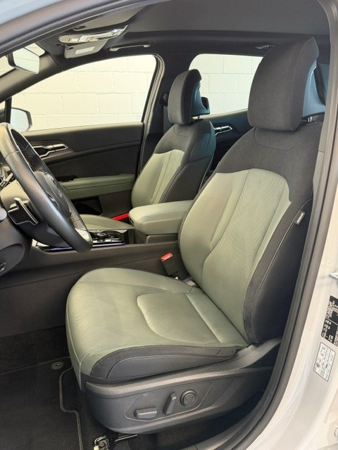 KIA Sportage 1.6 T-GDI MHEV Anniversary Edition-image-2