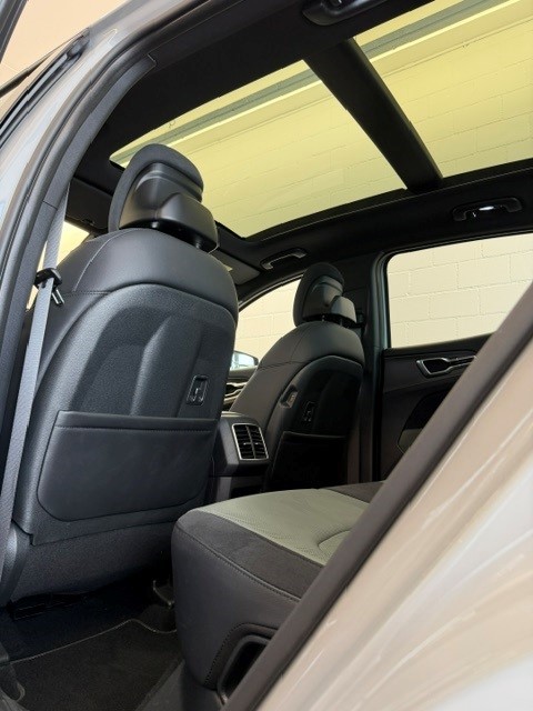 KIA Sportage 1.6 T-GDI MHEV Anniversary Edition-image-4