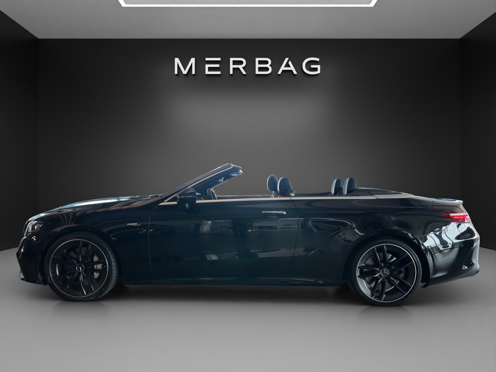 MERCEDES-BENZ E 53 AMG 4 Matic+ Cab.-image-2