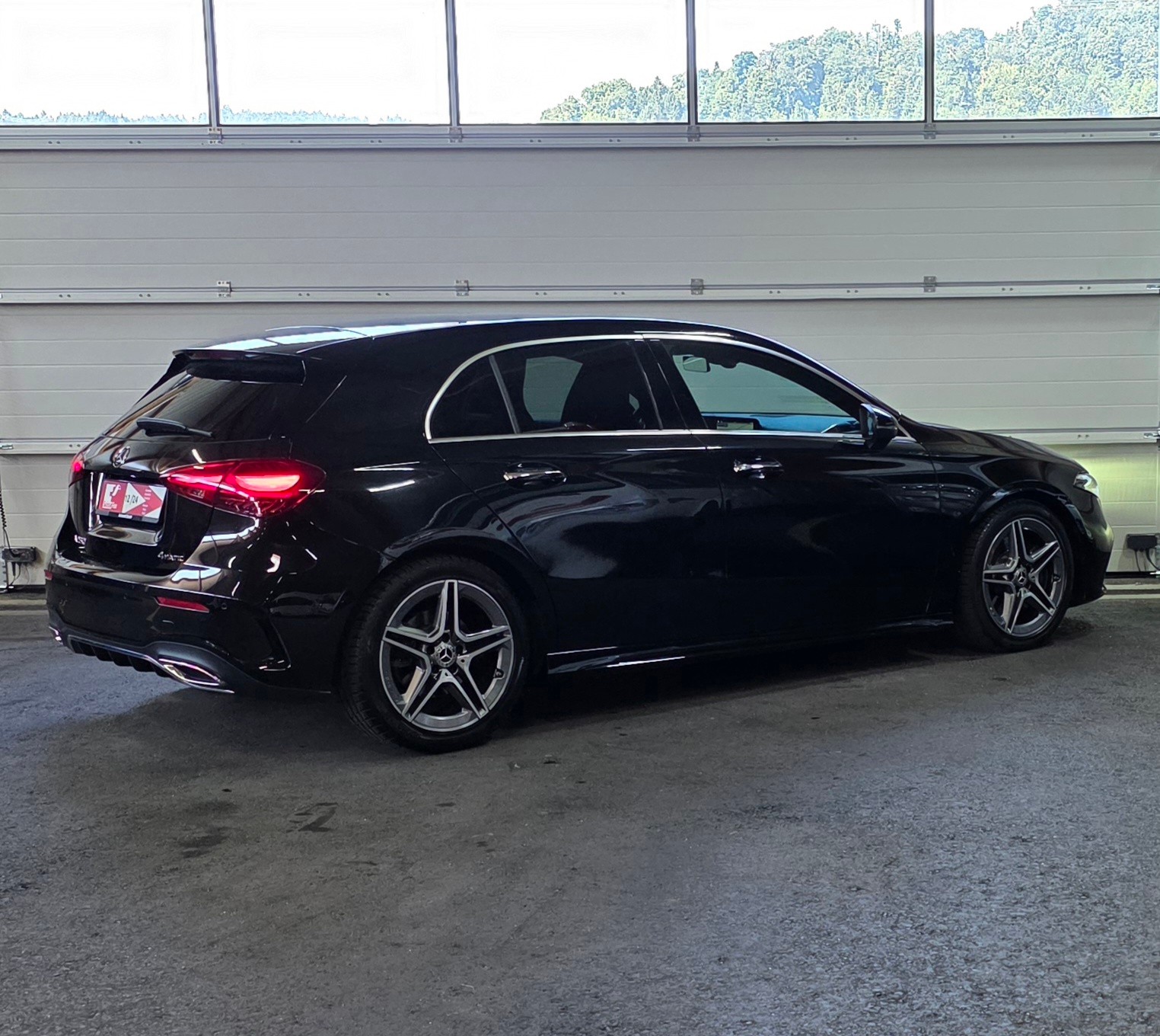 MERCEDES-BENZ A 250 4Matic AMG Line 4Matic 7G-DCT *ACC*LaneAssist*Rückfahrkamera*Ambientebeleuchtung*Navi*El. Sitze*Sitzheizung*-image-4