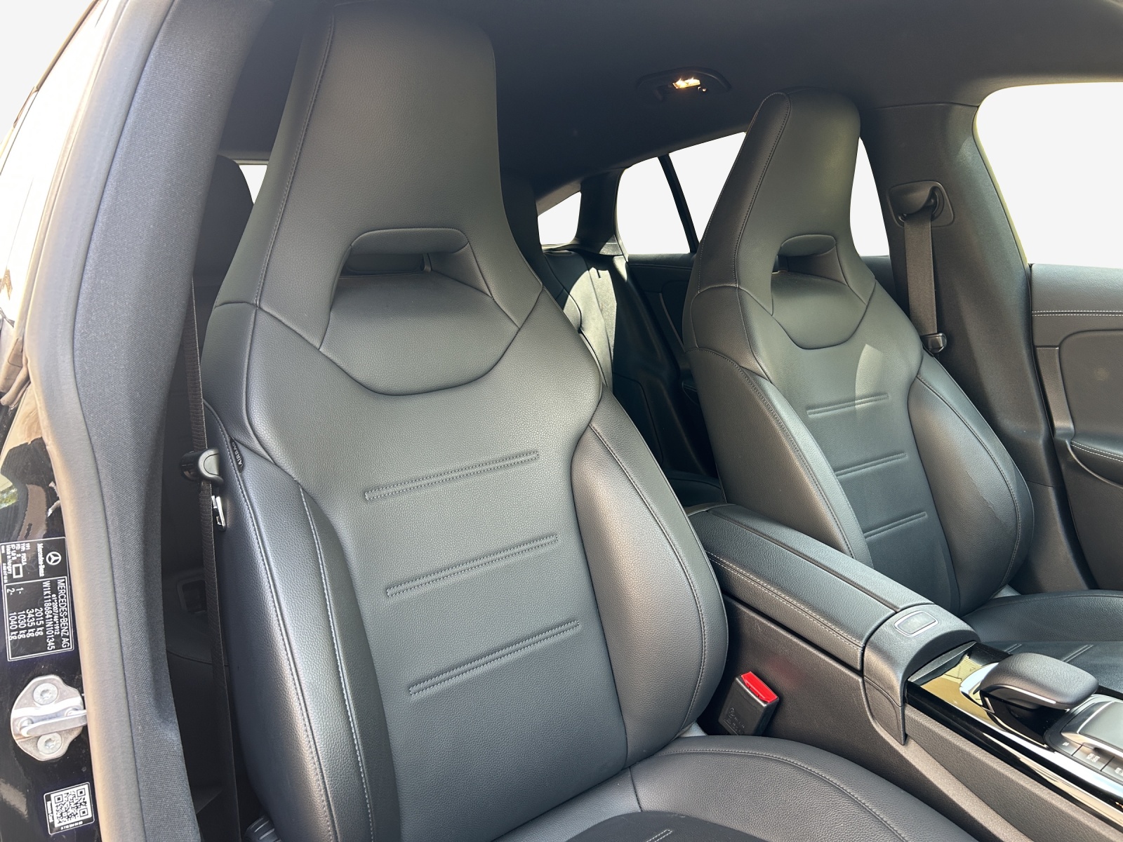 MERCEDES-BENZ CLA Shooting Brake 180 7G-DCT Progressive-image-13