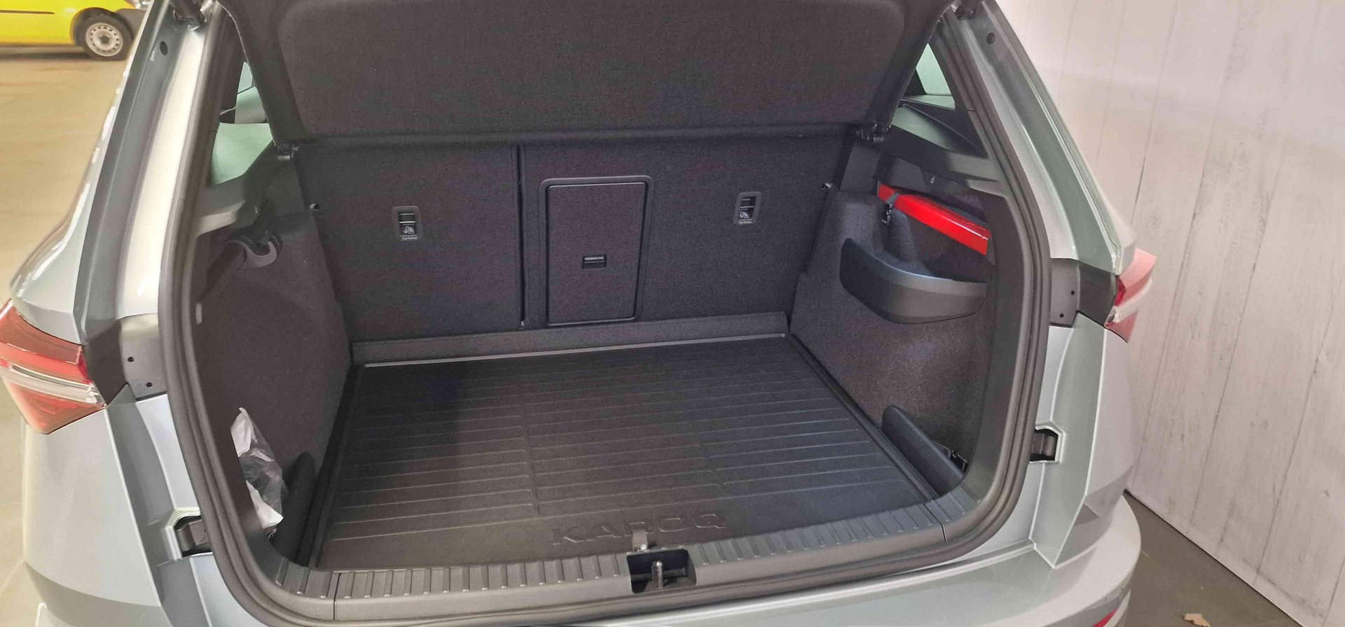 SKODA Karoq 2.0 TSI SportLine 4x4 DSG-image-18