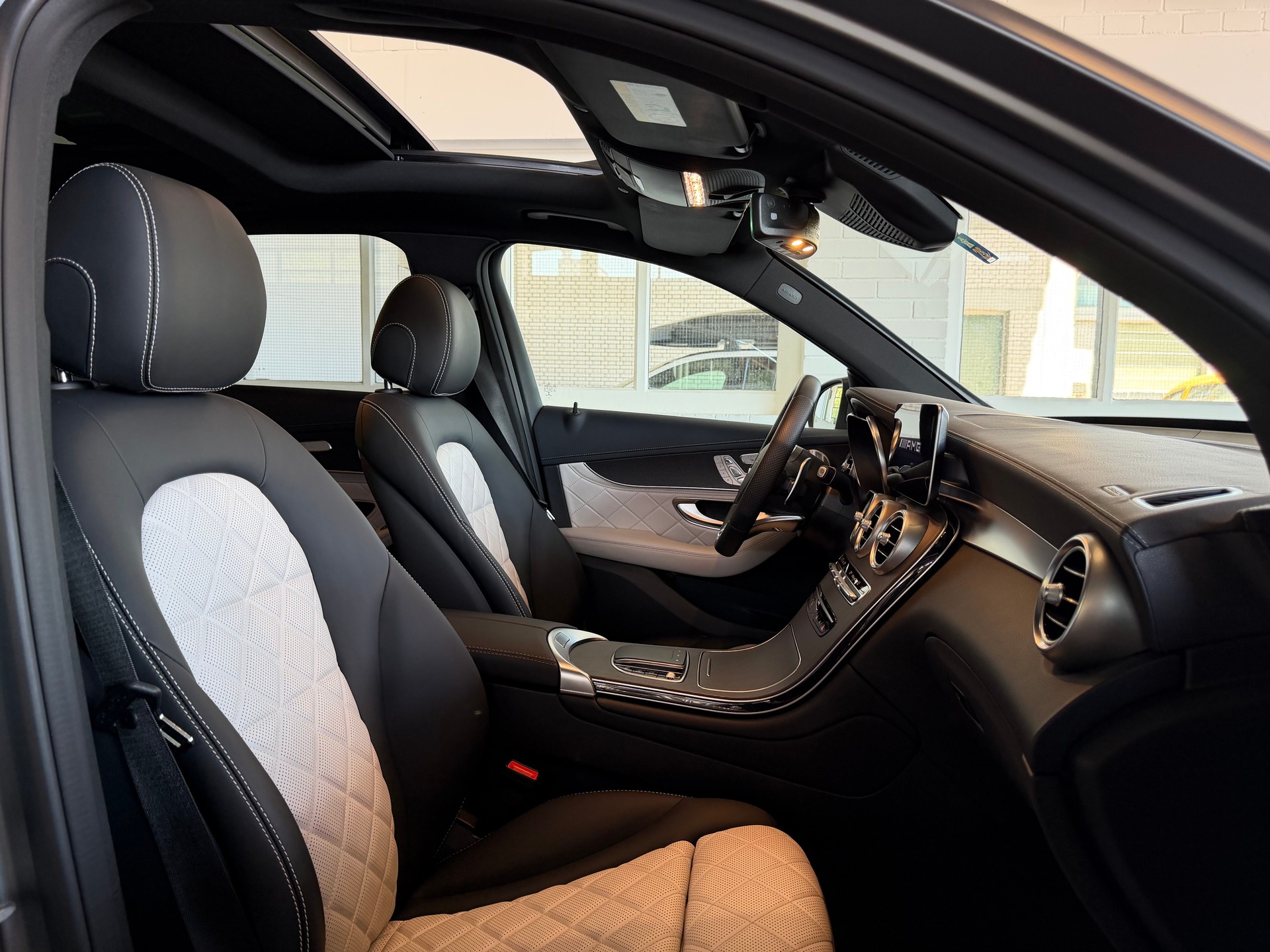 MERCEDES-BENZ GLC 43 AMG 390 PS 4X4 4Matic 9G-Tronic (CH)-image-8