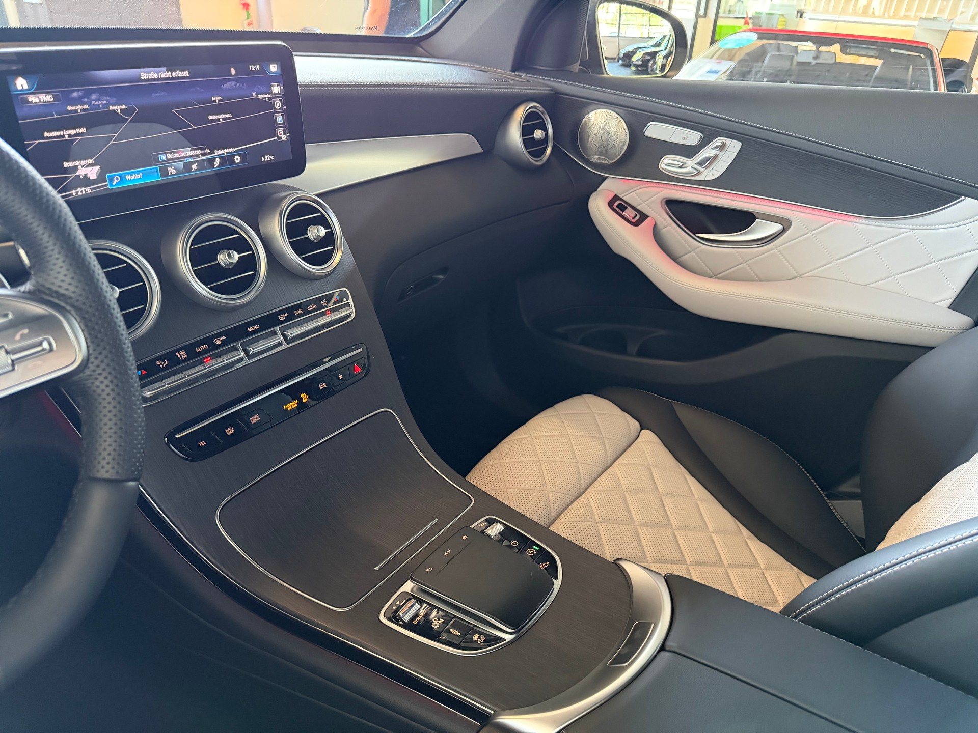MERCEDES-BENZ GLC 43 AMG 390 PS 4X4 4Matic 9G-Tronic (CH)-image-19