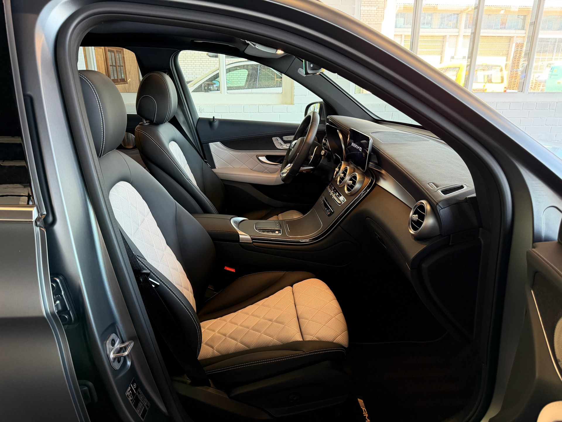 MERCEDES-BENZ GLC 43 AMG 390 PS 4X4 4Matic 9G-Tronic (CH)-image-7