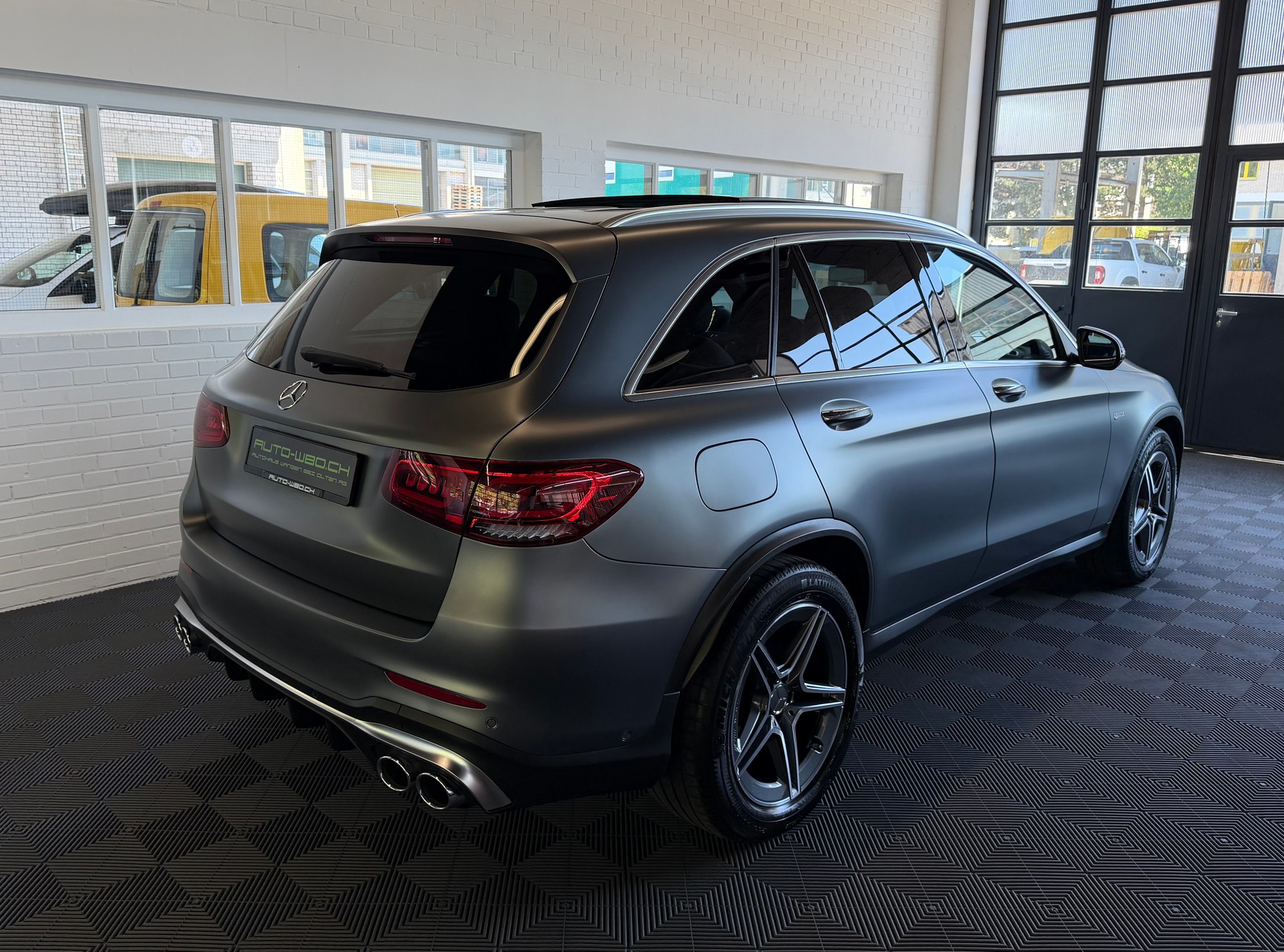 MERCEDES-BENZ GLC 43 AMG 390 PS 4X4 4Matic 9G-Tronic (CH)-image-2