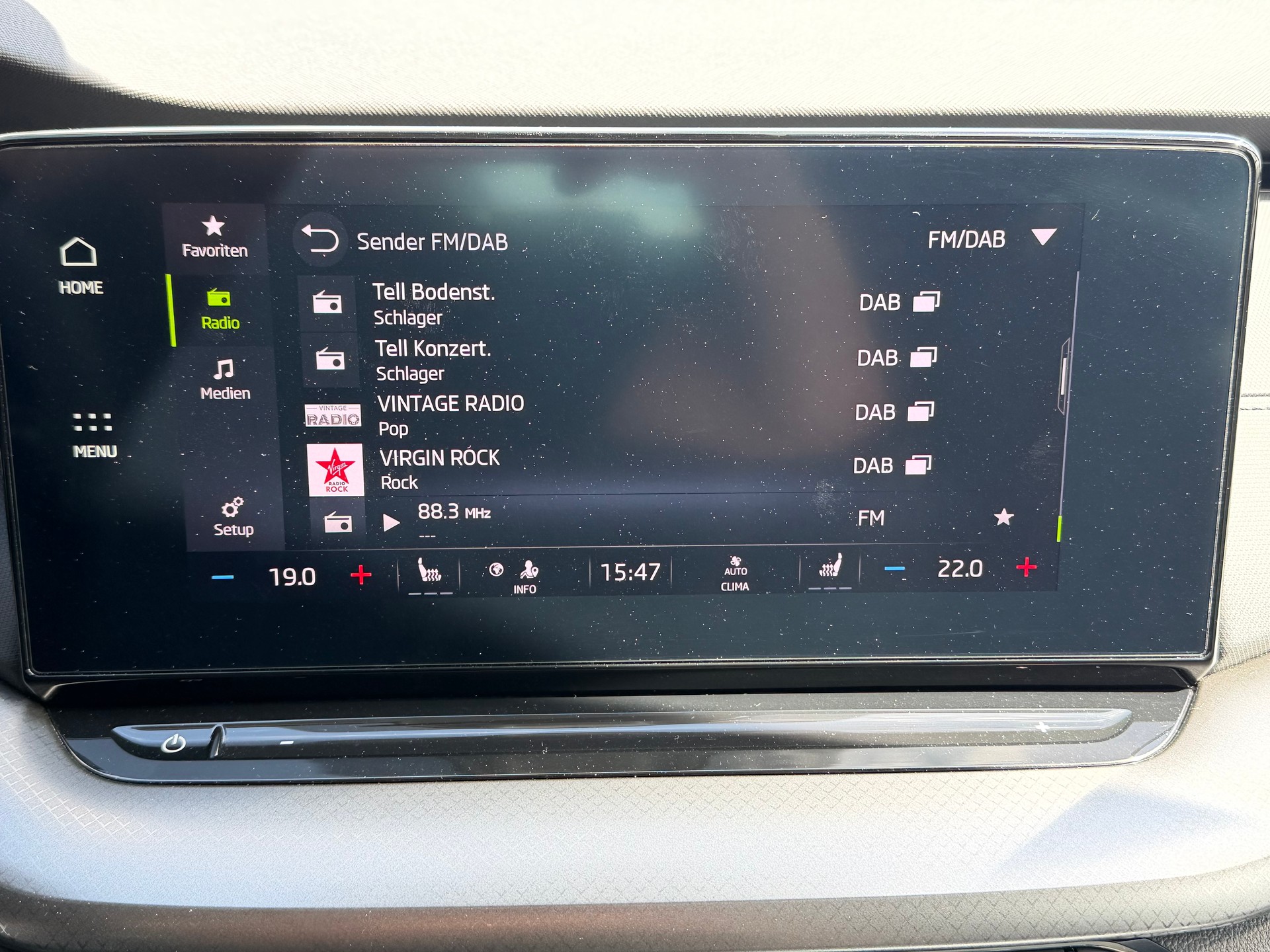 SKODA Octavia Combi 2.0 TSI Ambition DSG 4x4-image-8