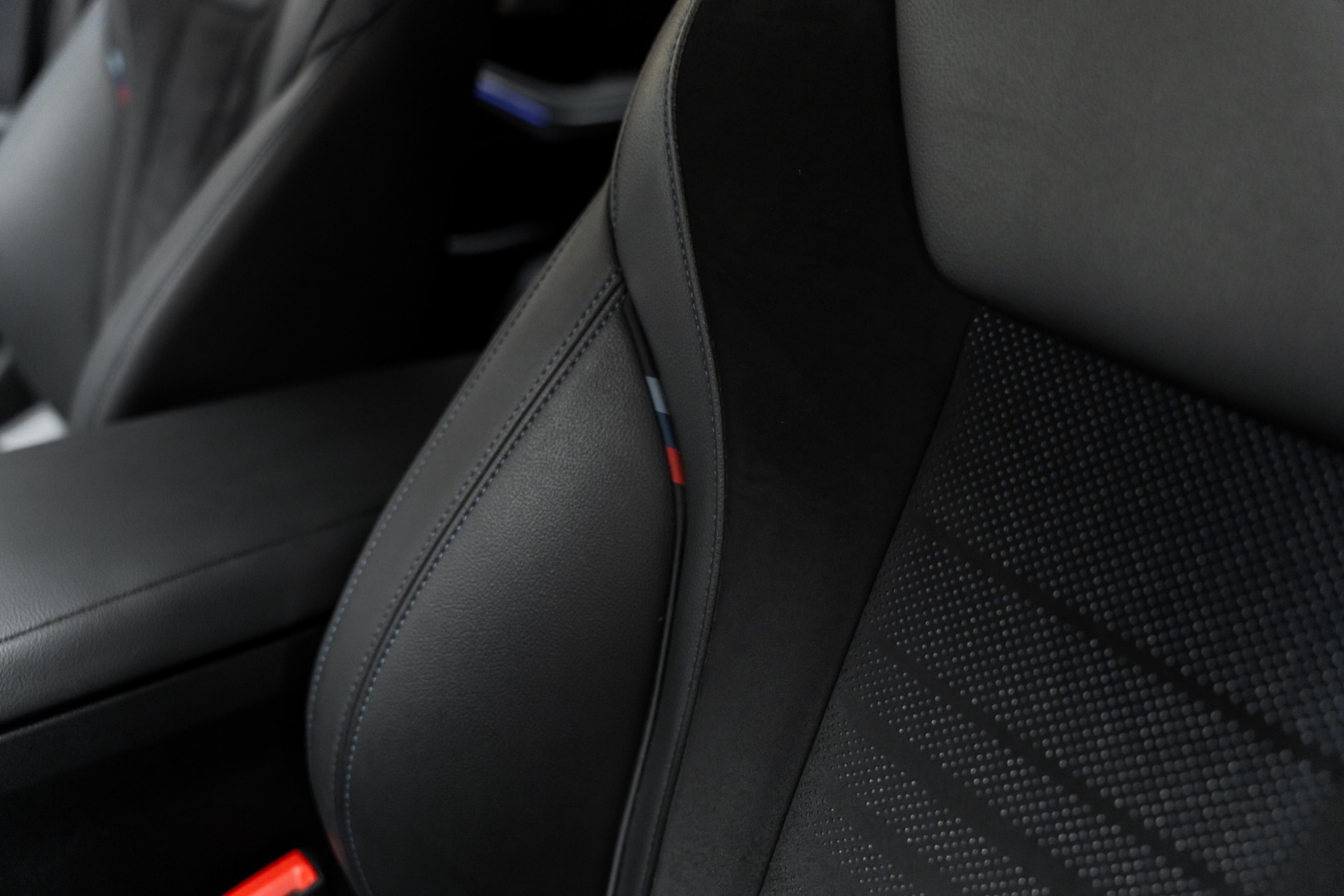 BMW M340i xDriveTouring Steptronic M Sport-image-6