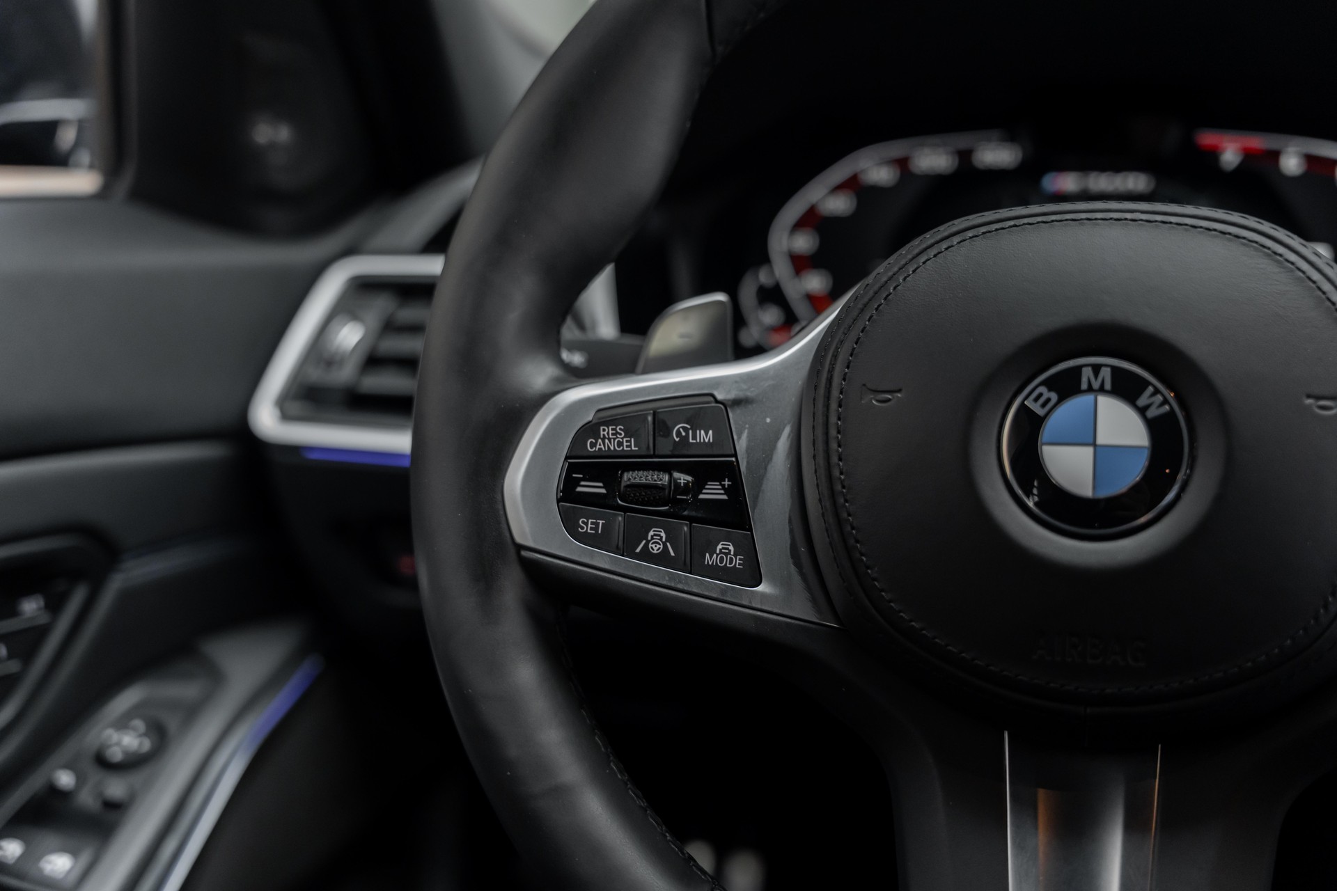 BMW M340i xDriveTouring Steptronic M Sport-image-17