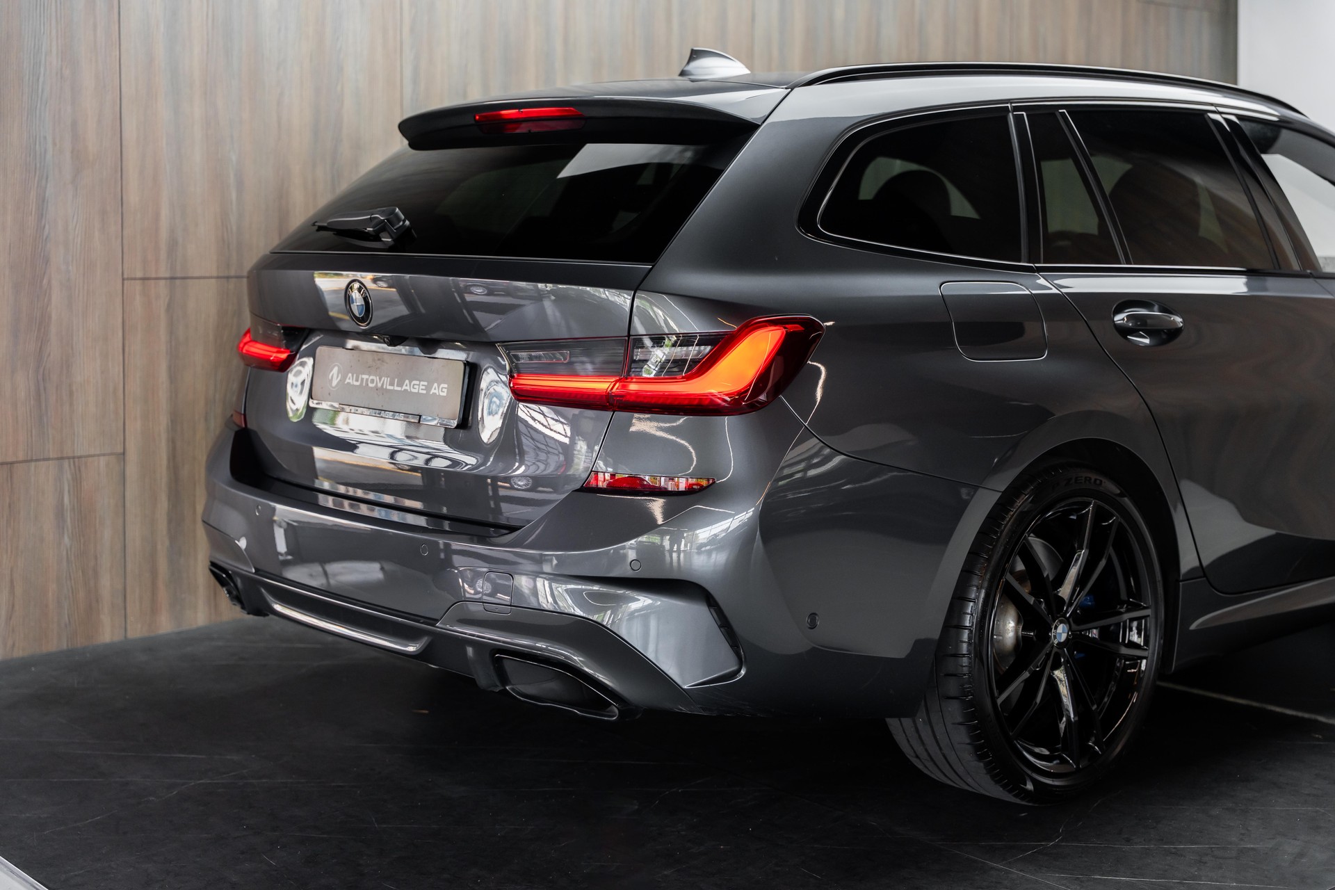 BMW M340i xDriveTouring Steptronic M Sport-image-28