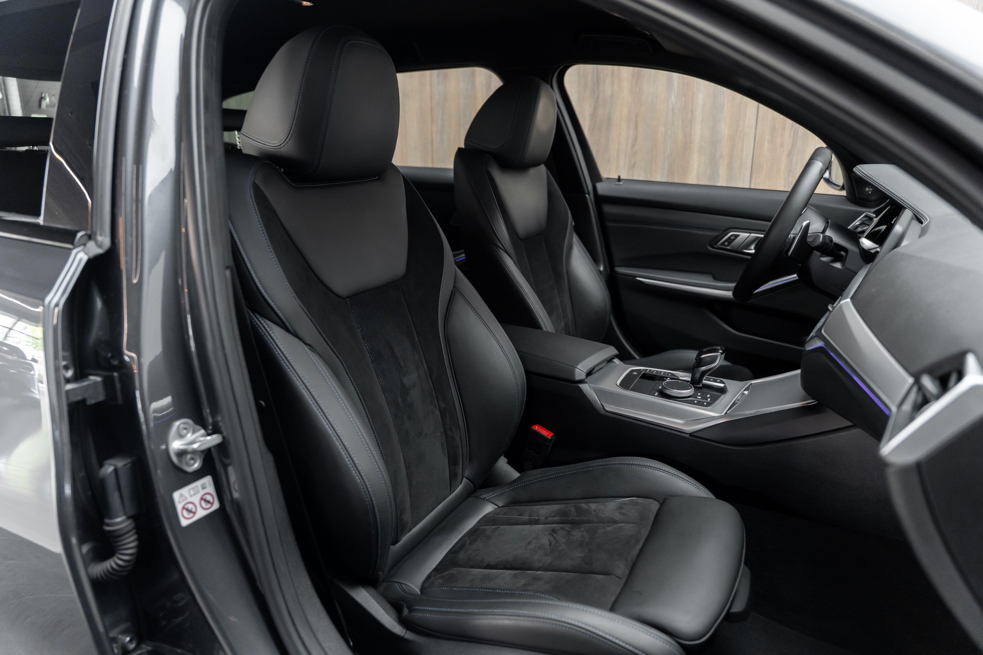 BMW M340i xDriveTouring Steptronic M Sport-image-8