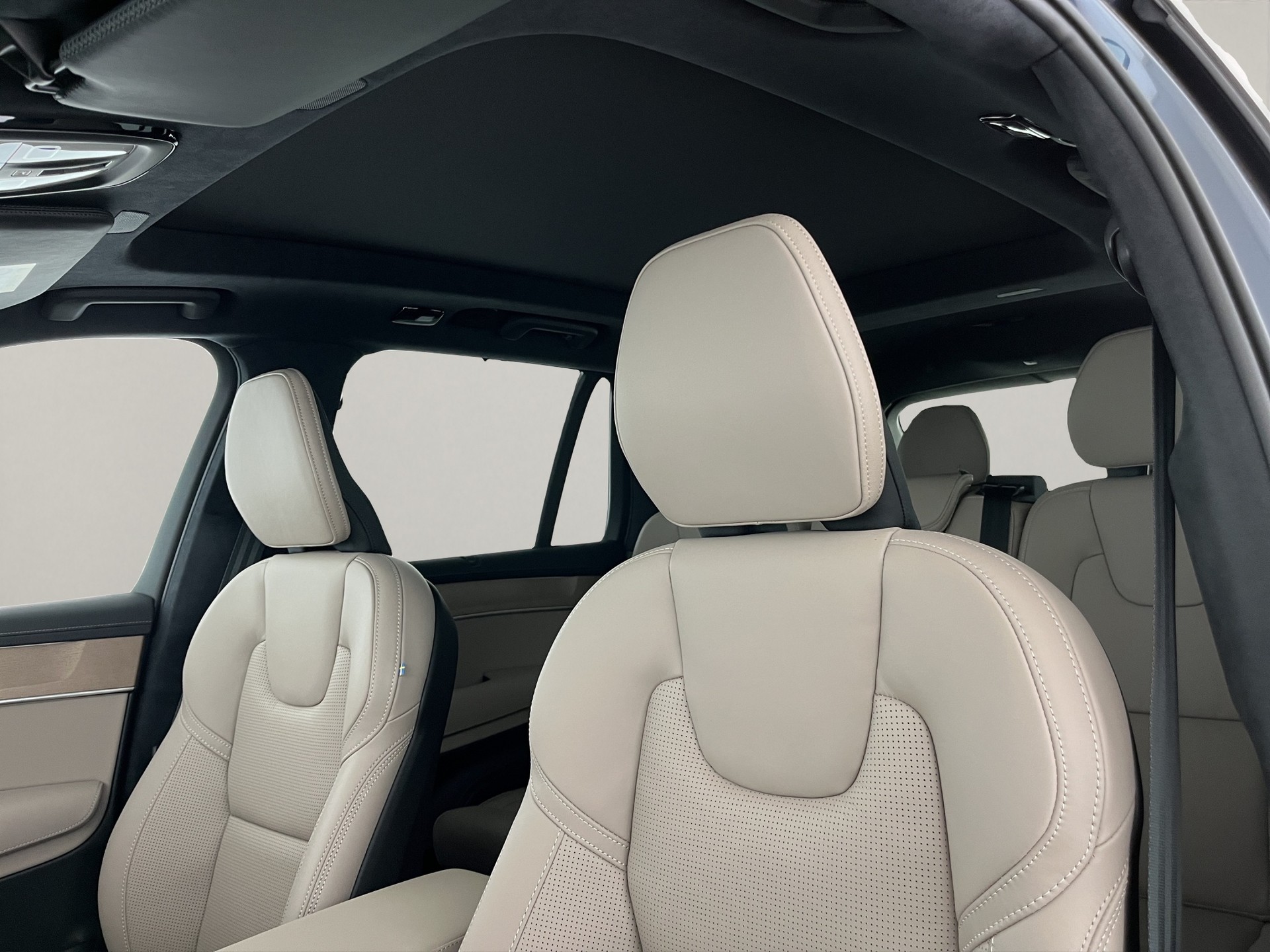 VOLVO XC90 2.0 T8 TE Ultra Dark eAWD-image-16