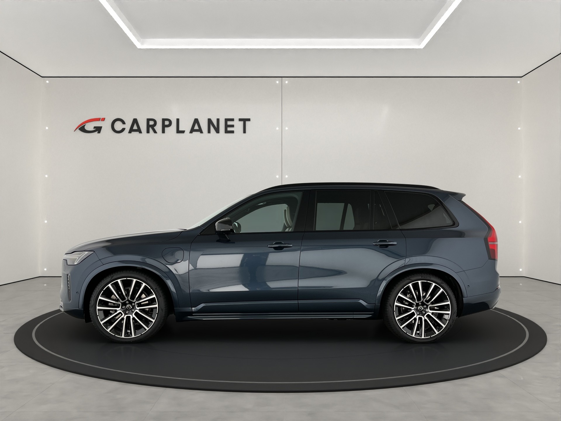 VOLVO XC90 2.0 T8 TE Ultra Dark eAWD-image-4