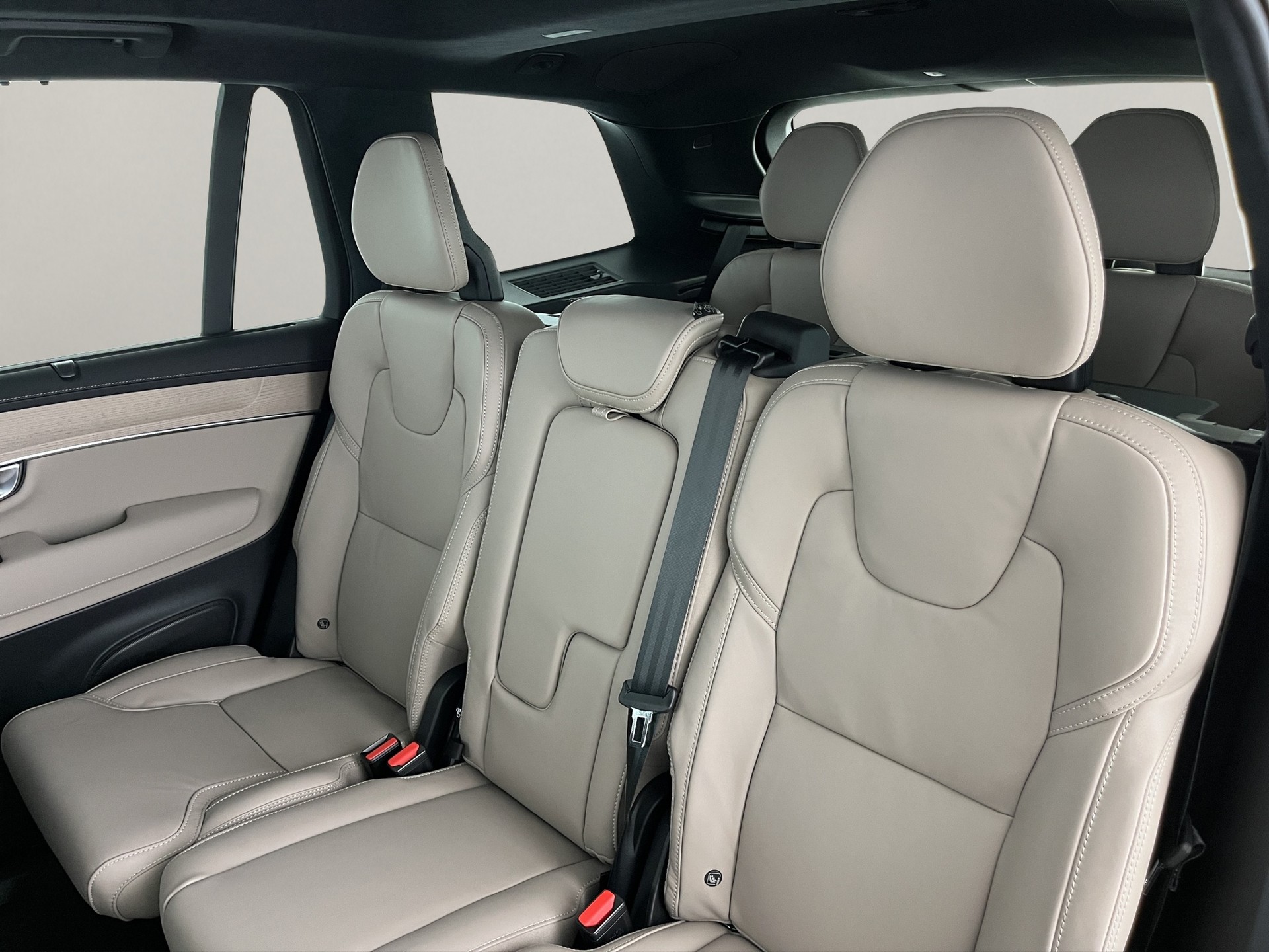 VOLVO XC90 2.0 T8 TE Ultra Dark eAWD-image-17