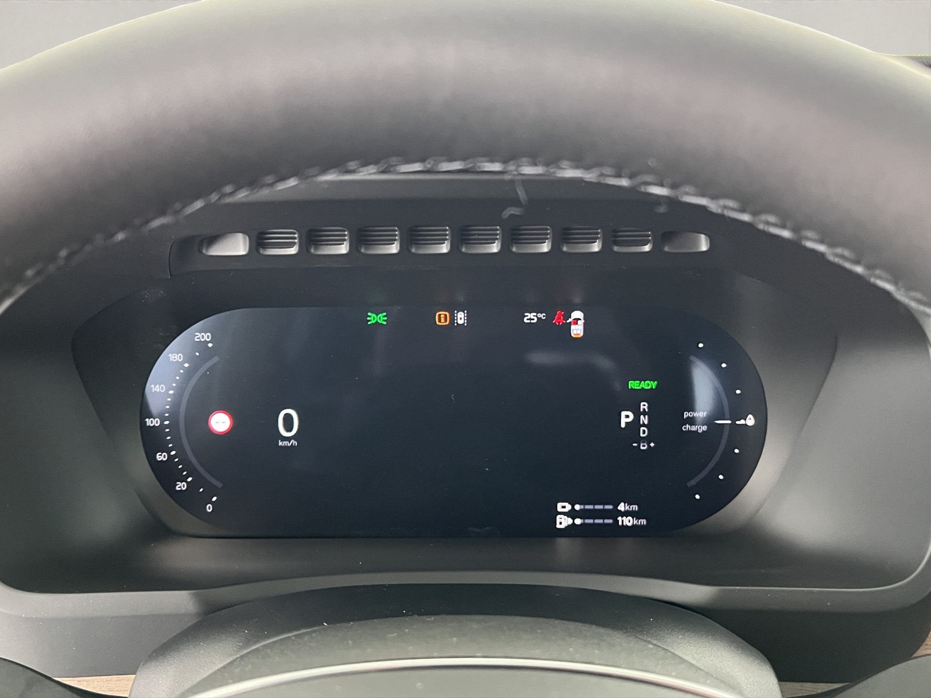 VOLVO XC90 2.0 T8 TE Ultra Dark eAWD-image-14