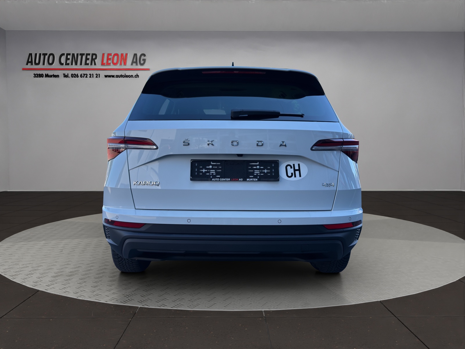 SKODA Karoq 2.0 TDI CR Style 4x4 DSG-image-4