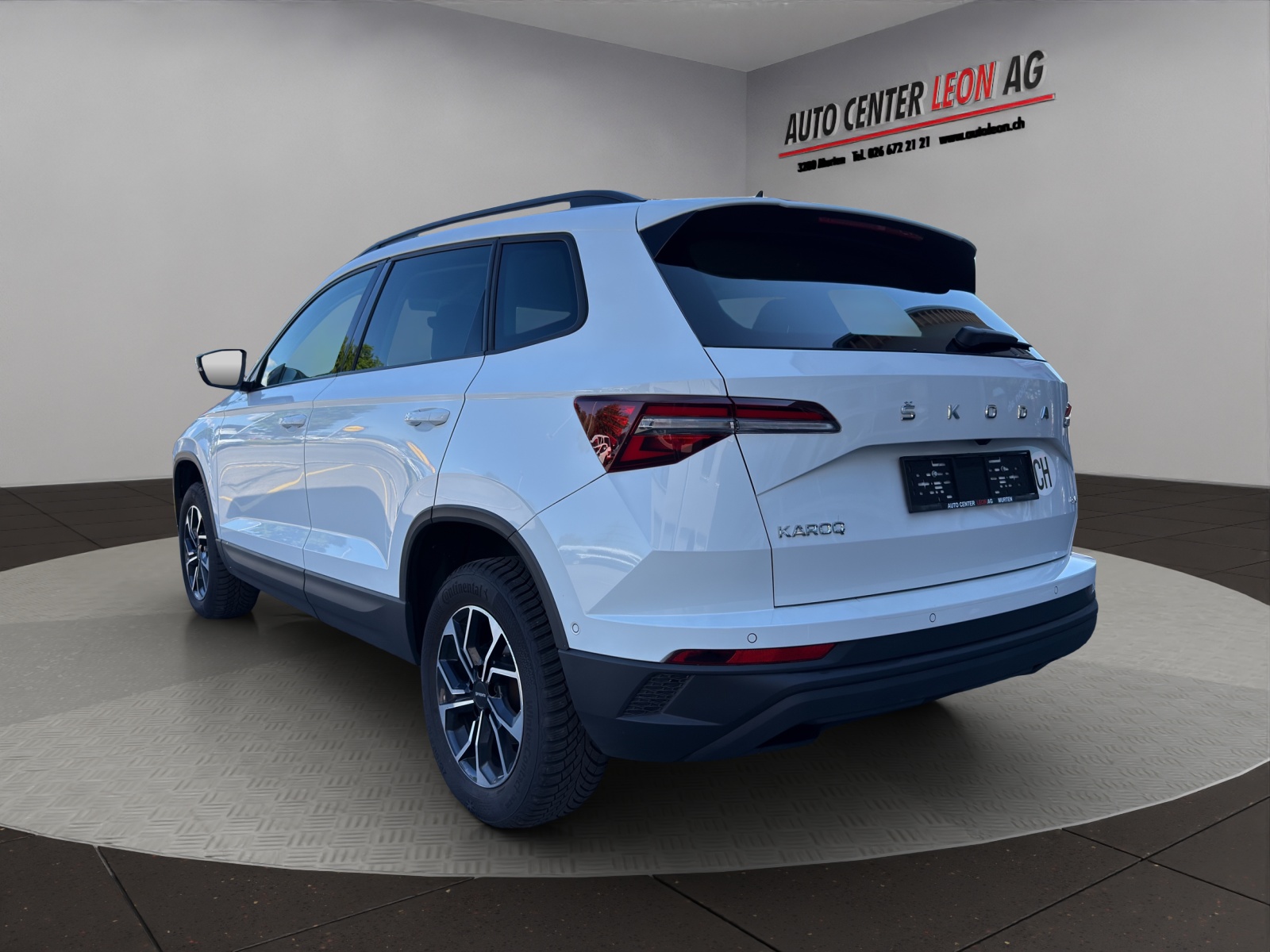 SKODA Karoq 2.0 TDI CR Style 4x4 DSG-image-3