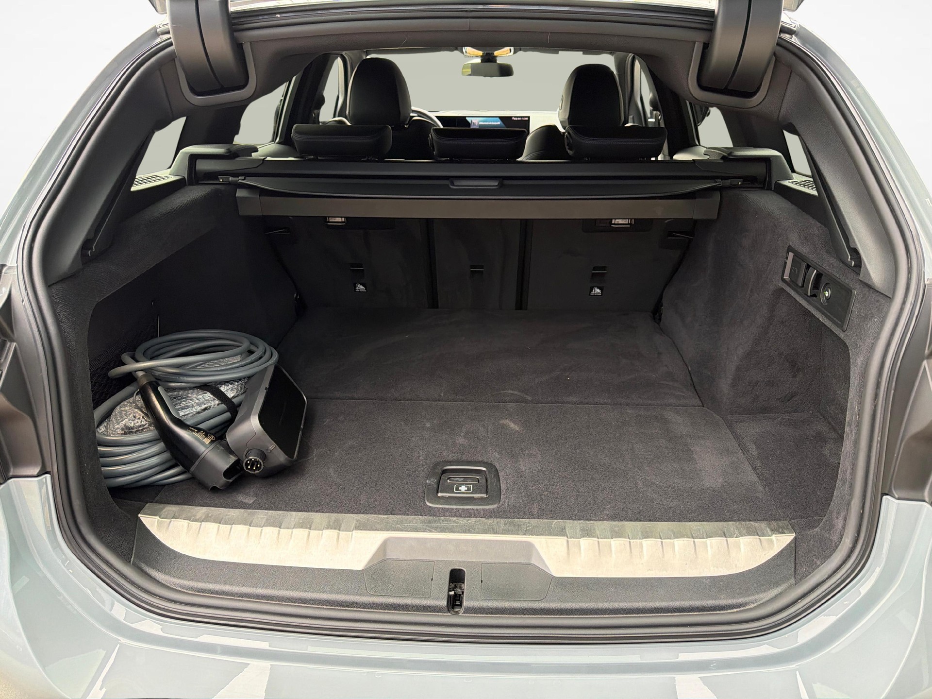 BMW 330e xDrive SAG Touring-image-20