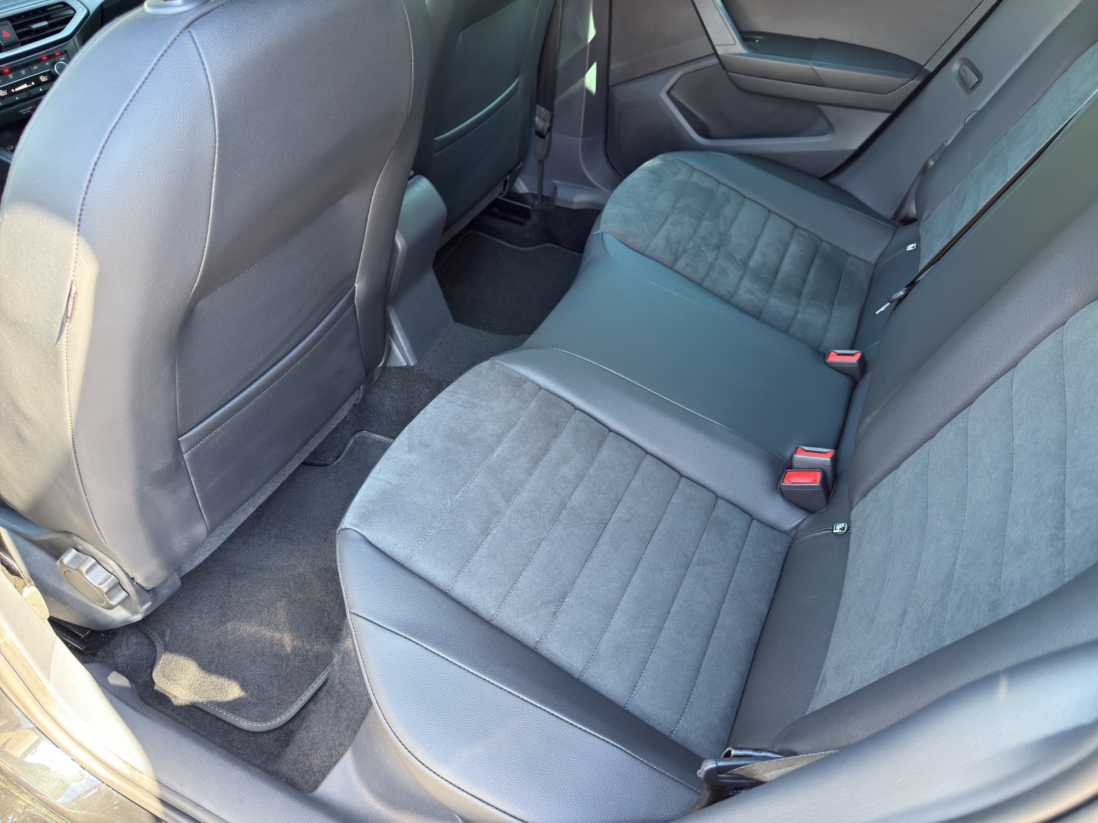 SEAT Ibiza 1.0 EcoTSI FR DSG-image-11