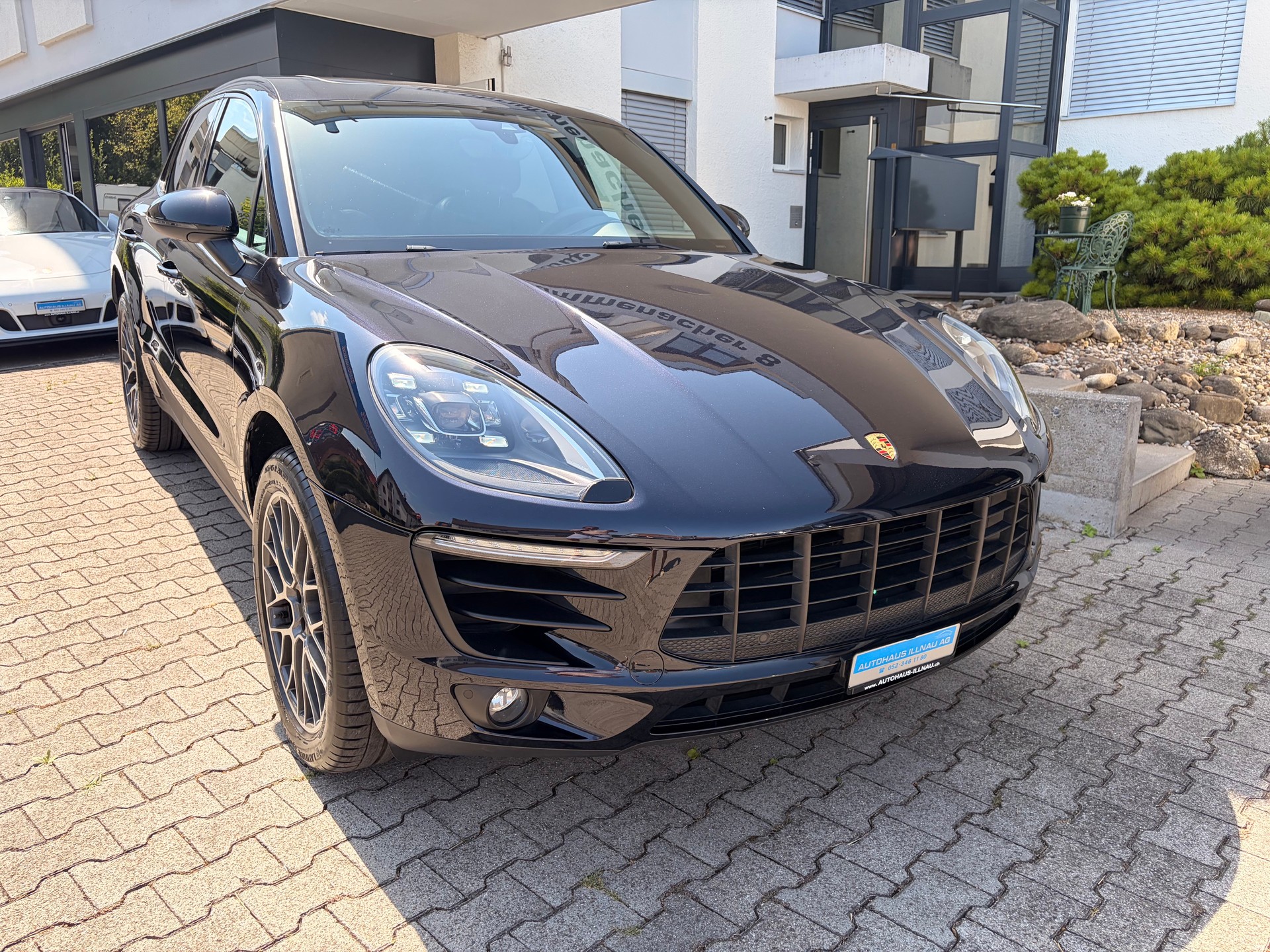 PORSCHE Macan PDK-image-0