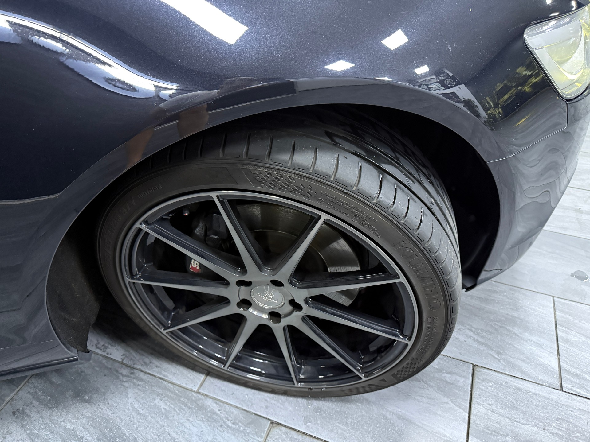 AUDI A6 Avant 3.0 TDI V6 quattro S-tronic-image-5