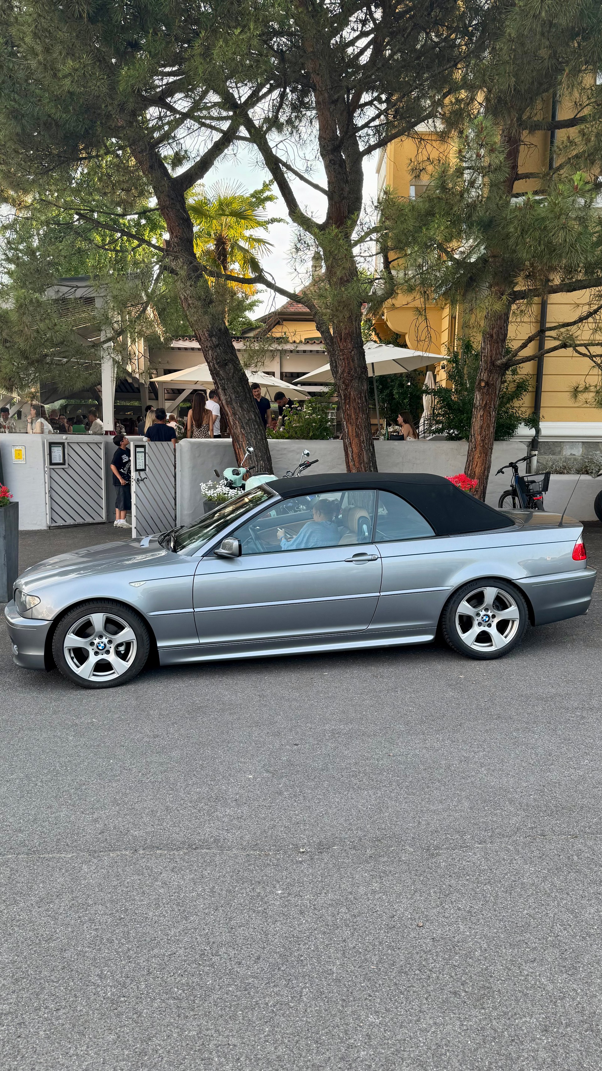 BMW 318Ci-image-3