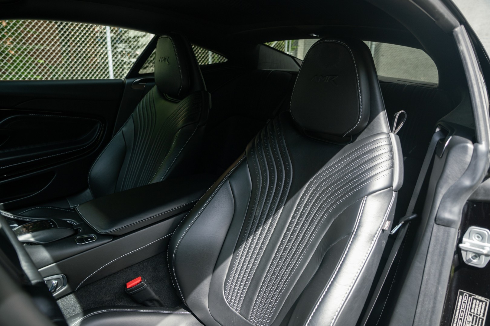 ASTON MARTIN DB11 V12 Touchtronic 3 AMR-image-13