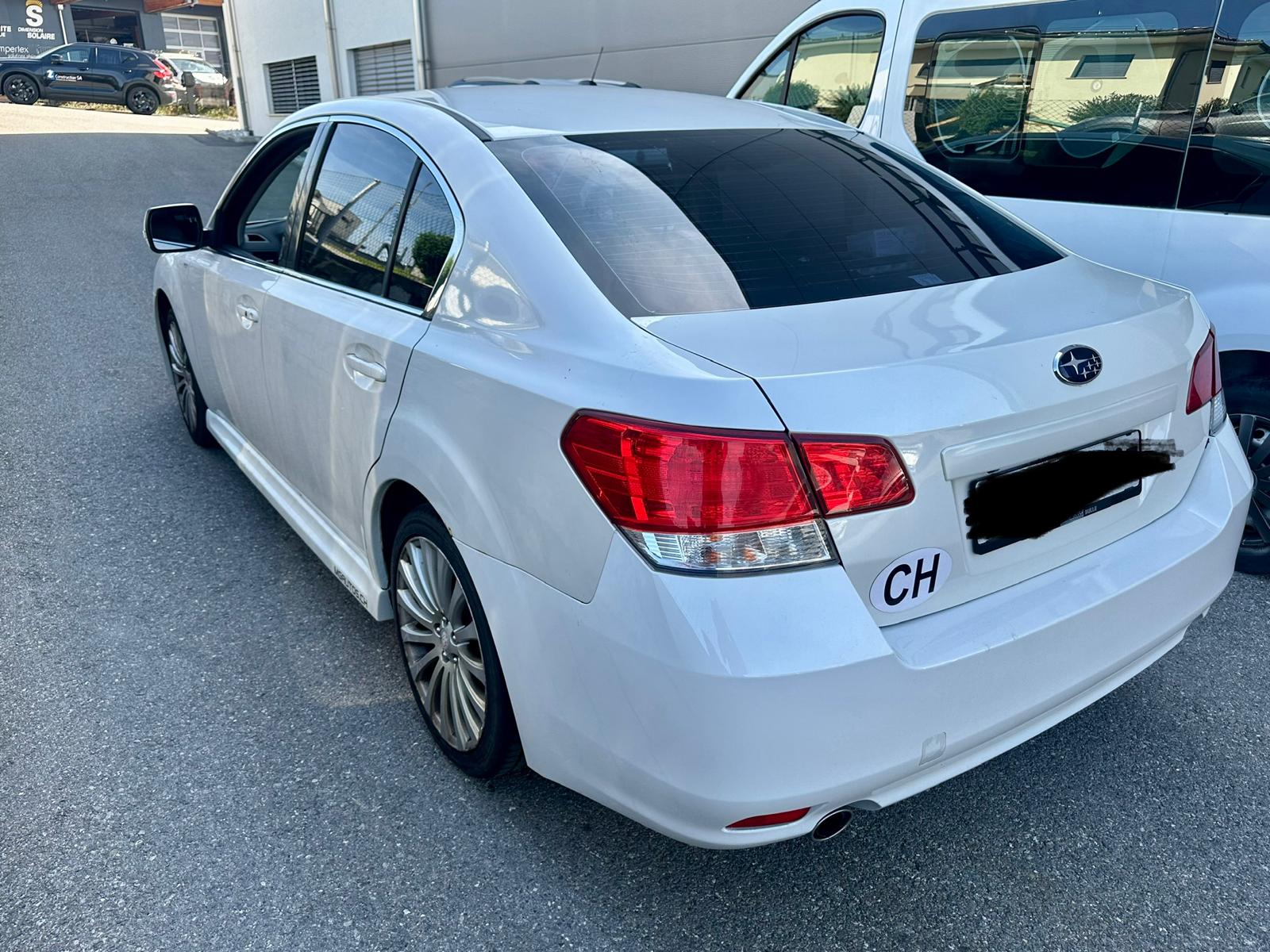 SUBARU Legacy 2.5GT Executive S AWD Automatic-image-2