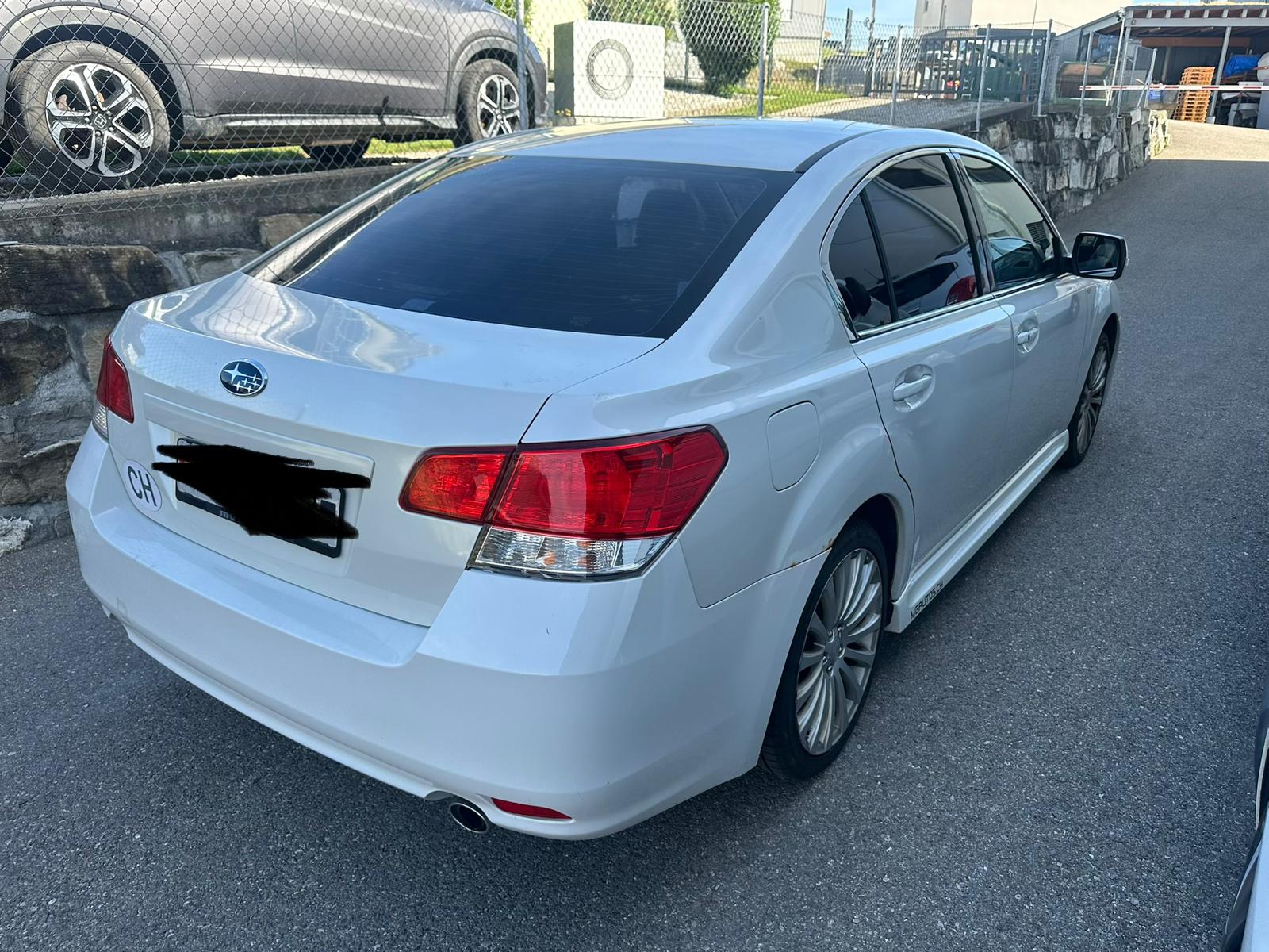 SUBARU Legacy 2.5GT Executive S AWD Automatic-image-6