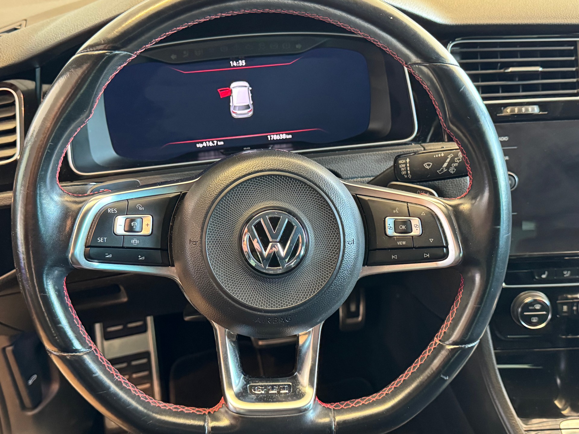 VW Golf 2.0 TSI GTI Performance DSG-image-5