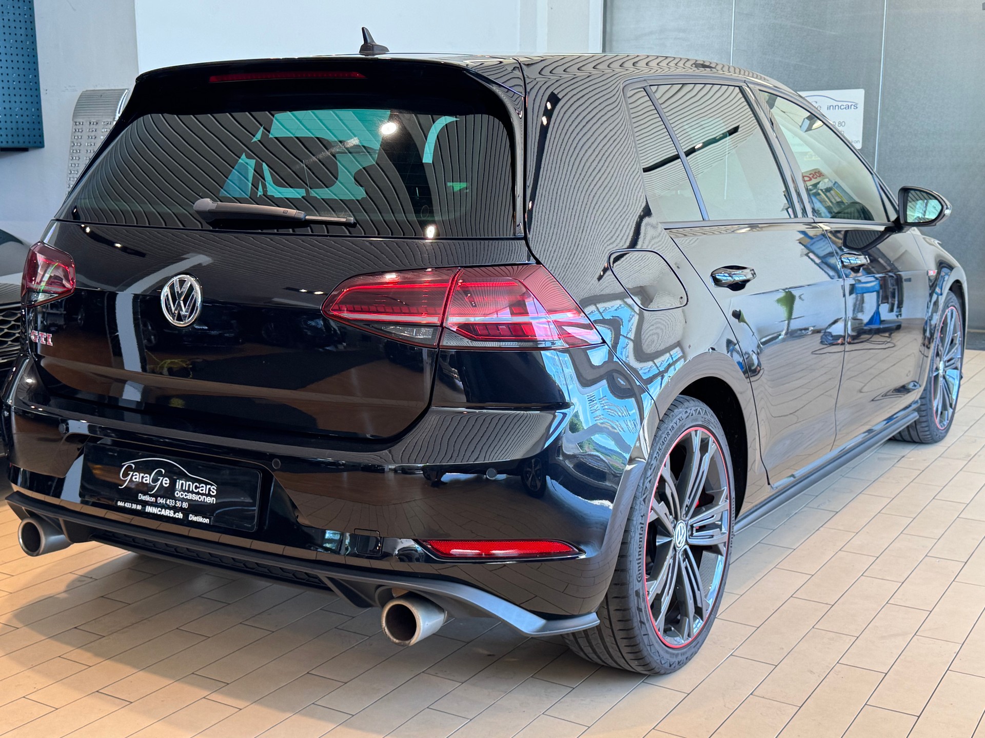 VW Golf 2.0 TSI GTI Performance DSG-image-4
