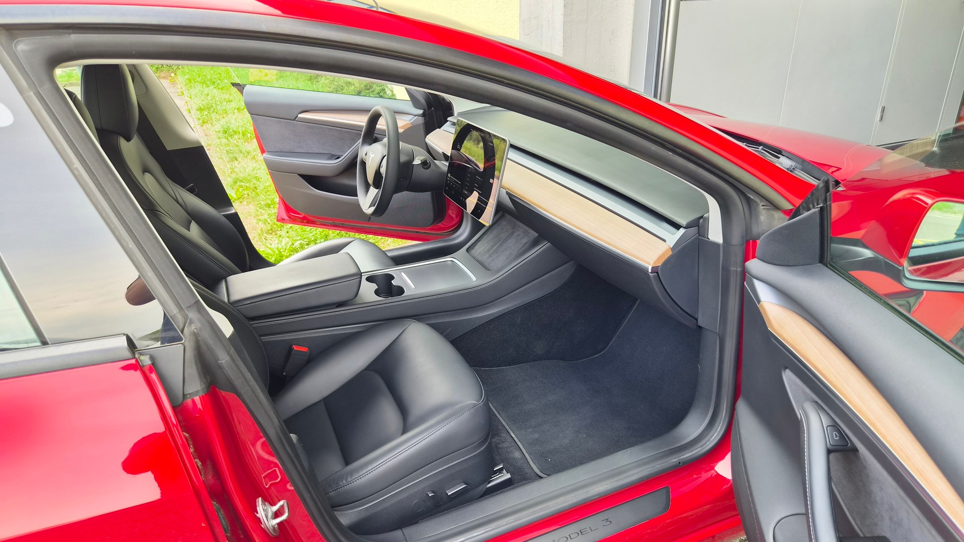 TESLA Model 3 Long Range Dual Motor AWD Facelift-image-11